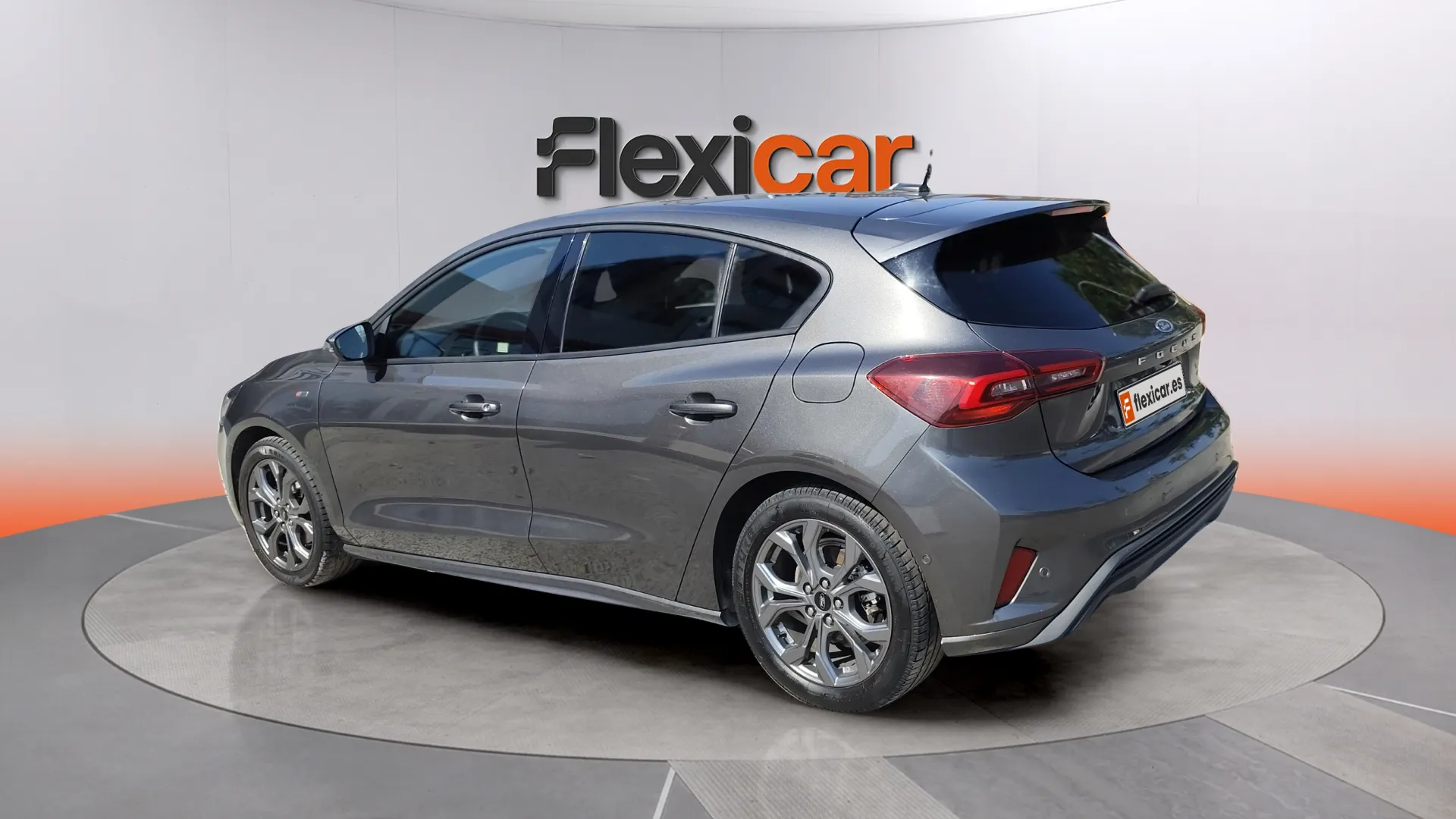 Ford Focus 1.0 EcoBoost MHEV ST-Line - foto 6