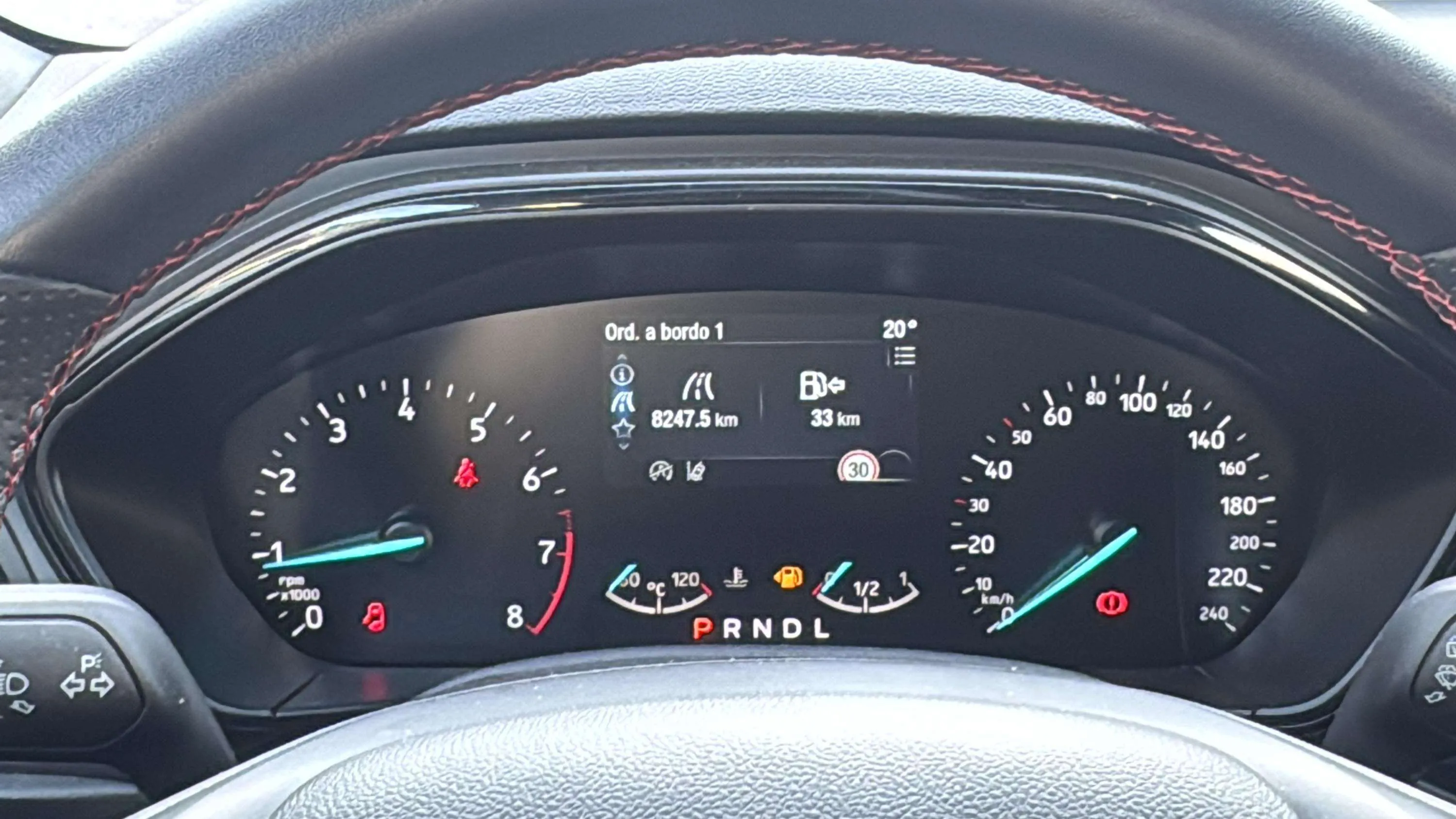 Ford Focus 1.0 EcoBoost MHEV ST-Line - foto 18