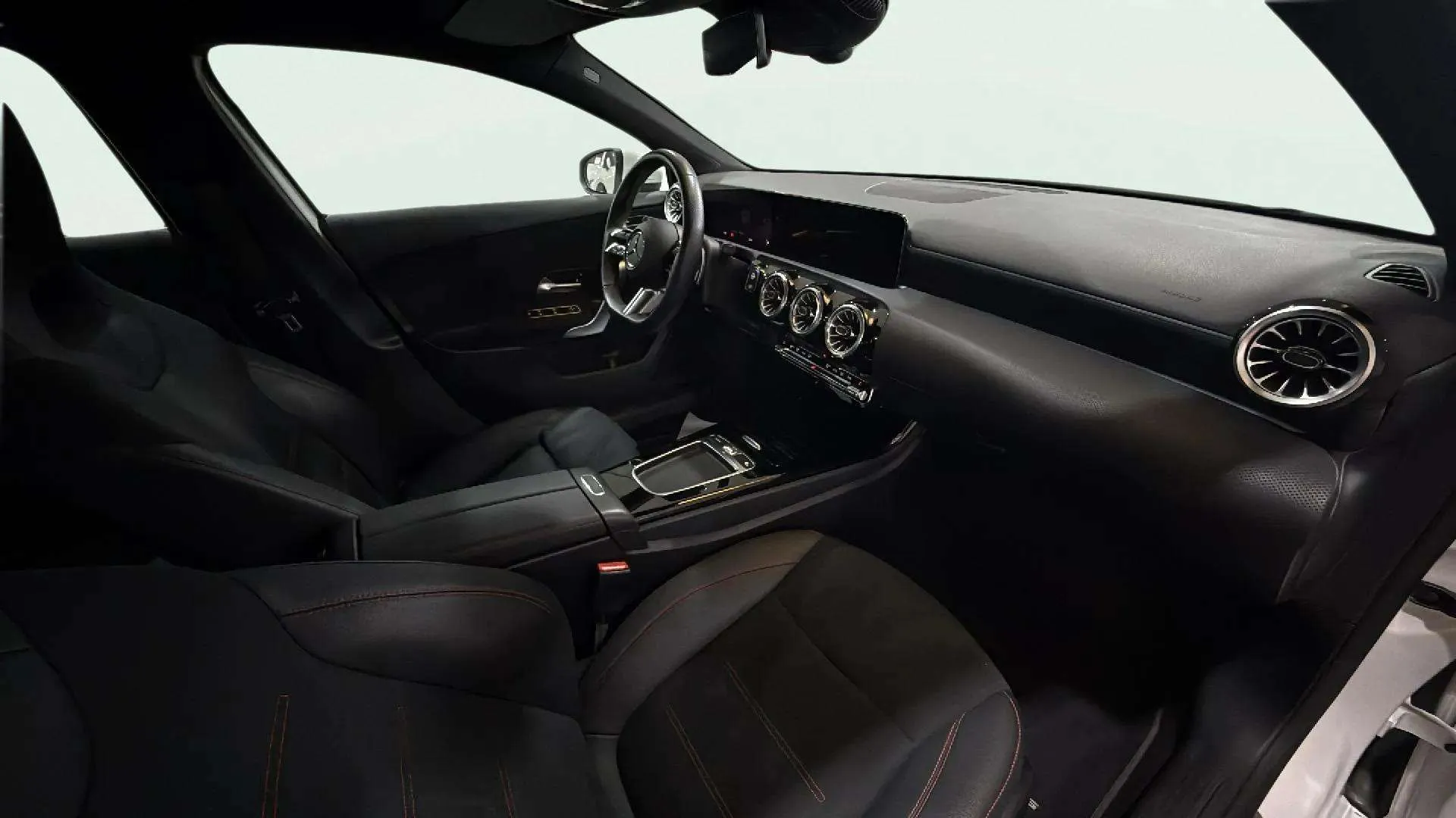 Mercedes-Benz Clase A A 200 d - foto 12