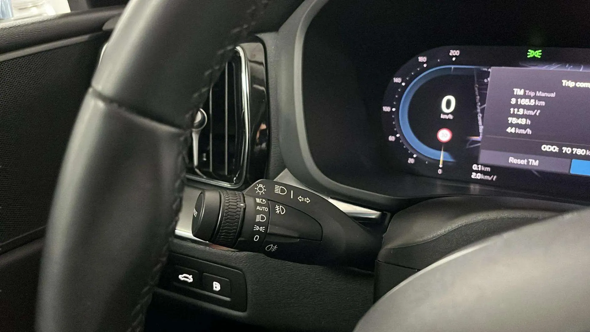 Volvo XC60 2.0 T6 AWD Recharge Core - foto 13
