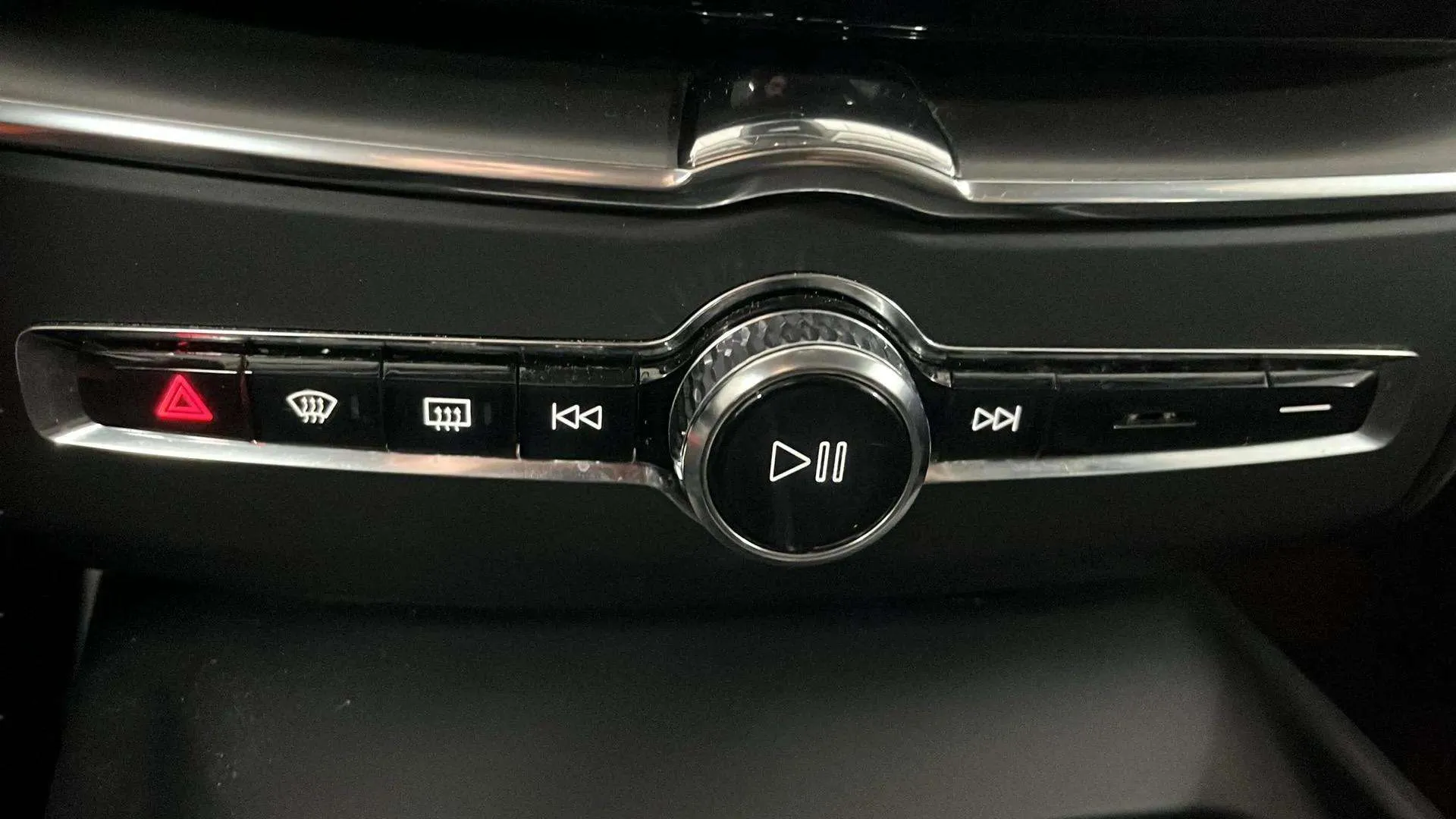 Volvo XC60 2.0 T6 AWD Recharge Core - foto 17