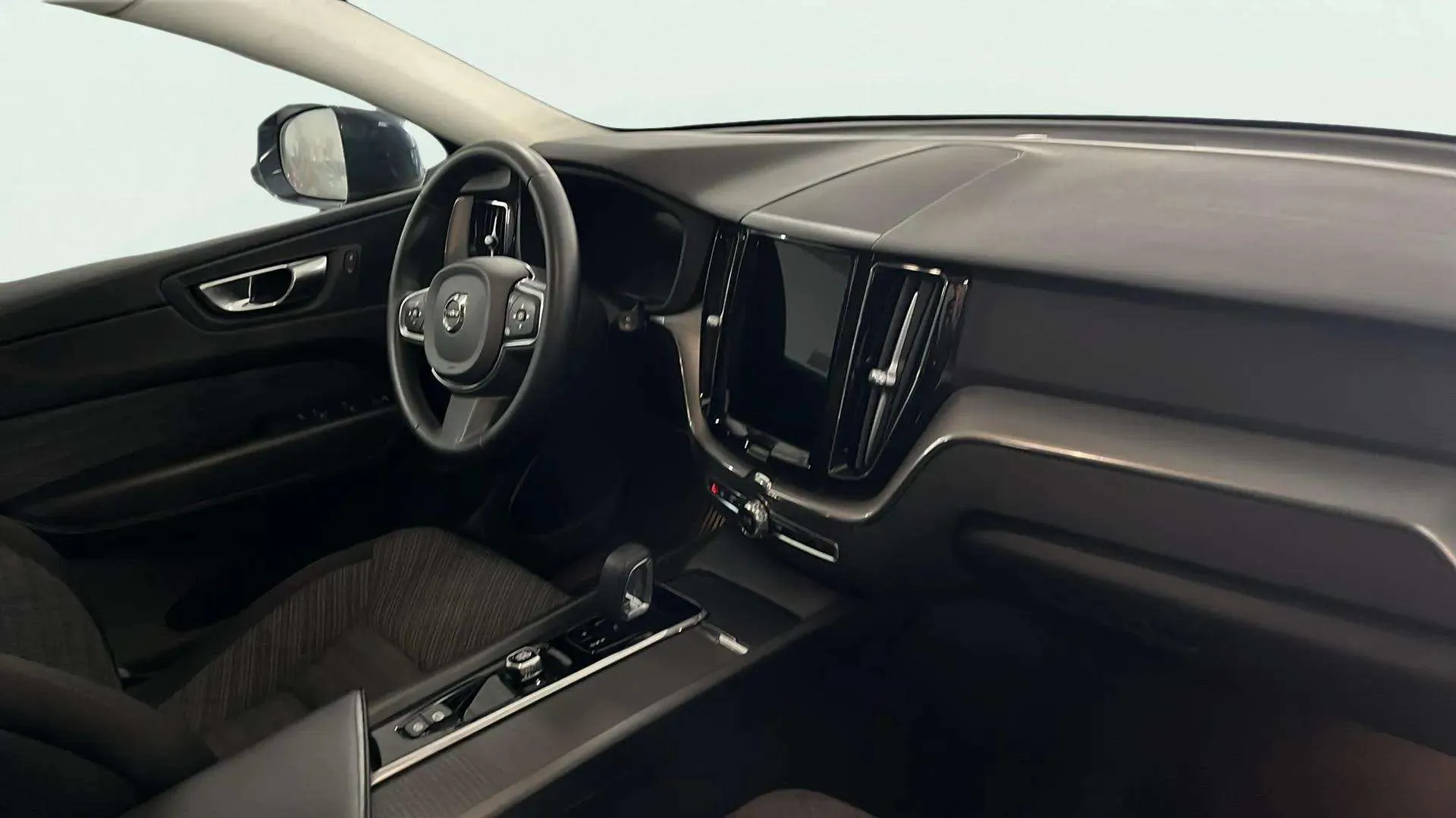 Volvo XC60 2.0 T6 AWD Recharge Core - foto 9