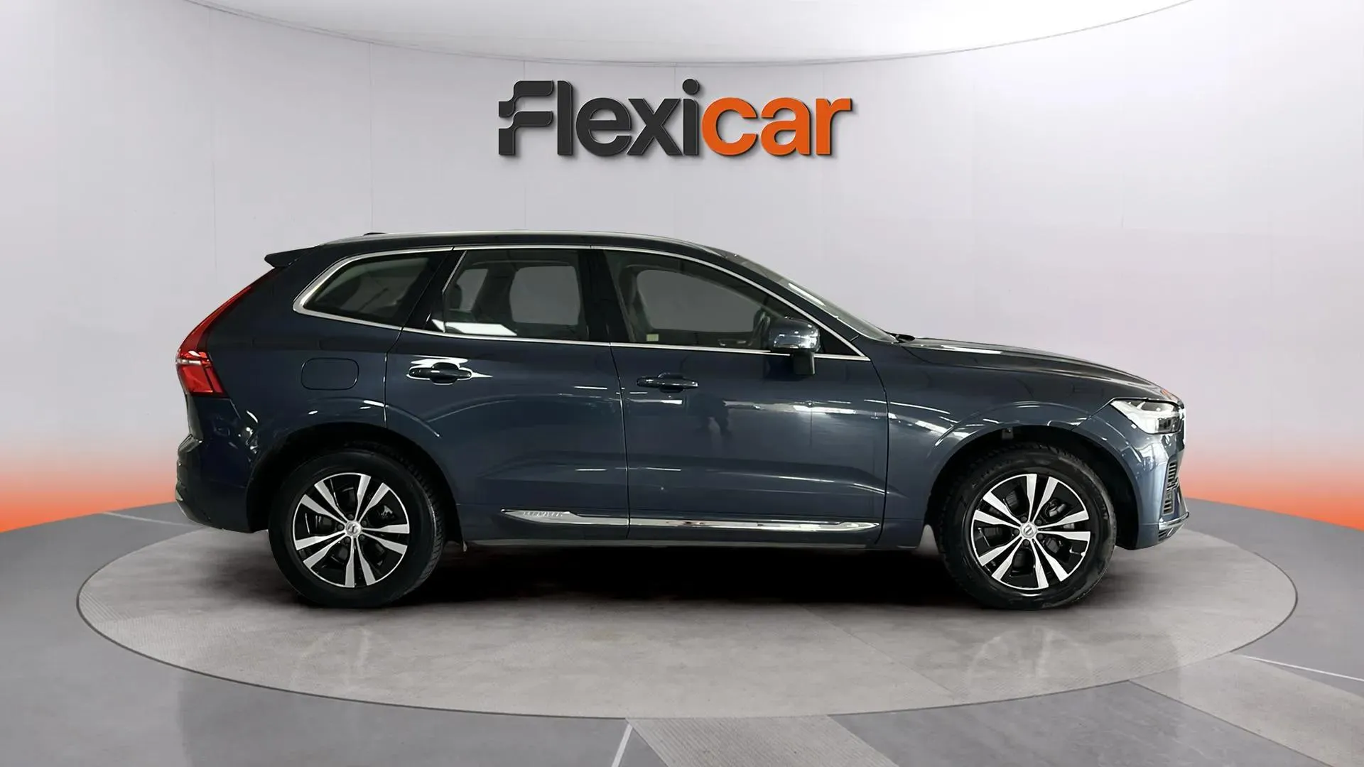 Volvo XC60 2.0 T6 AWD Recharge Core - foto 4