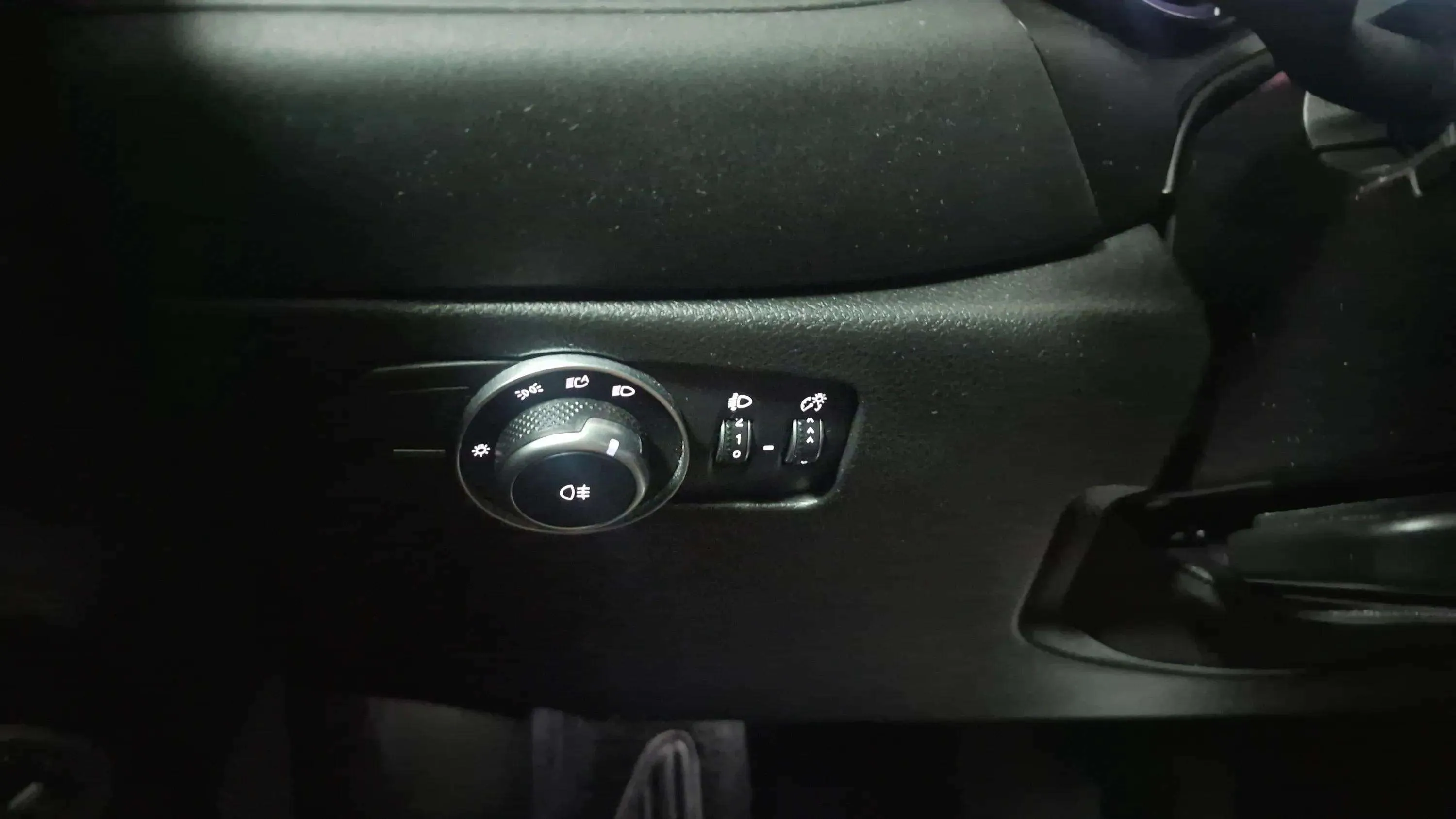 Alfa Romeo Tonale 1,6 DS Sprint FWD - foto 18