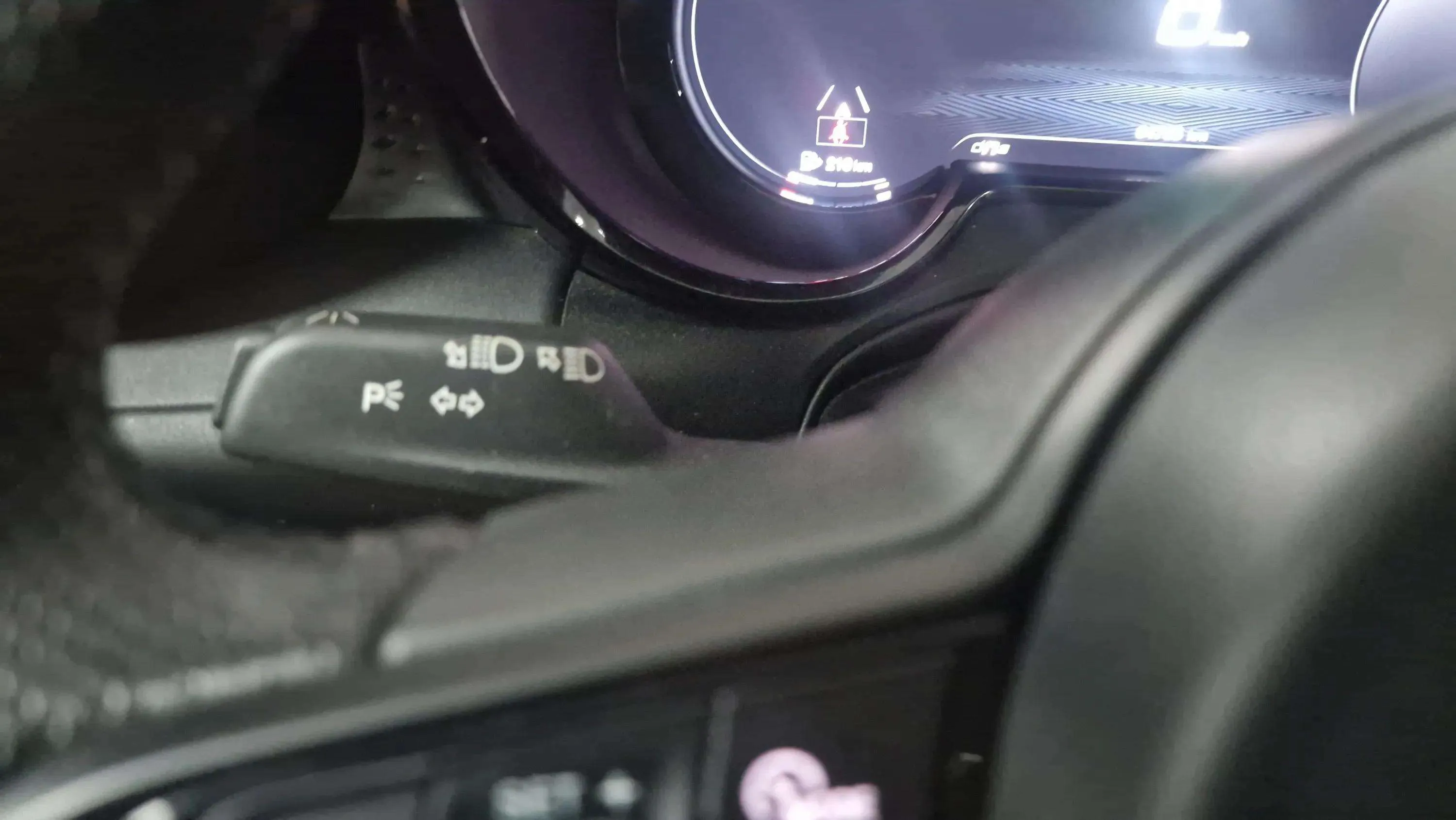 Alfa Romeo Tonale 1,6 DS Sprint FWD - foto 14