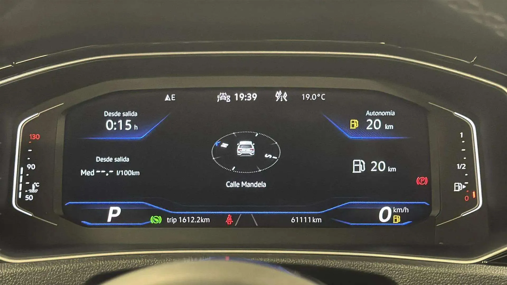 Volkswagen T-Roc R 2.0 TSI 4Motion DSG - foto 17