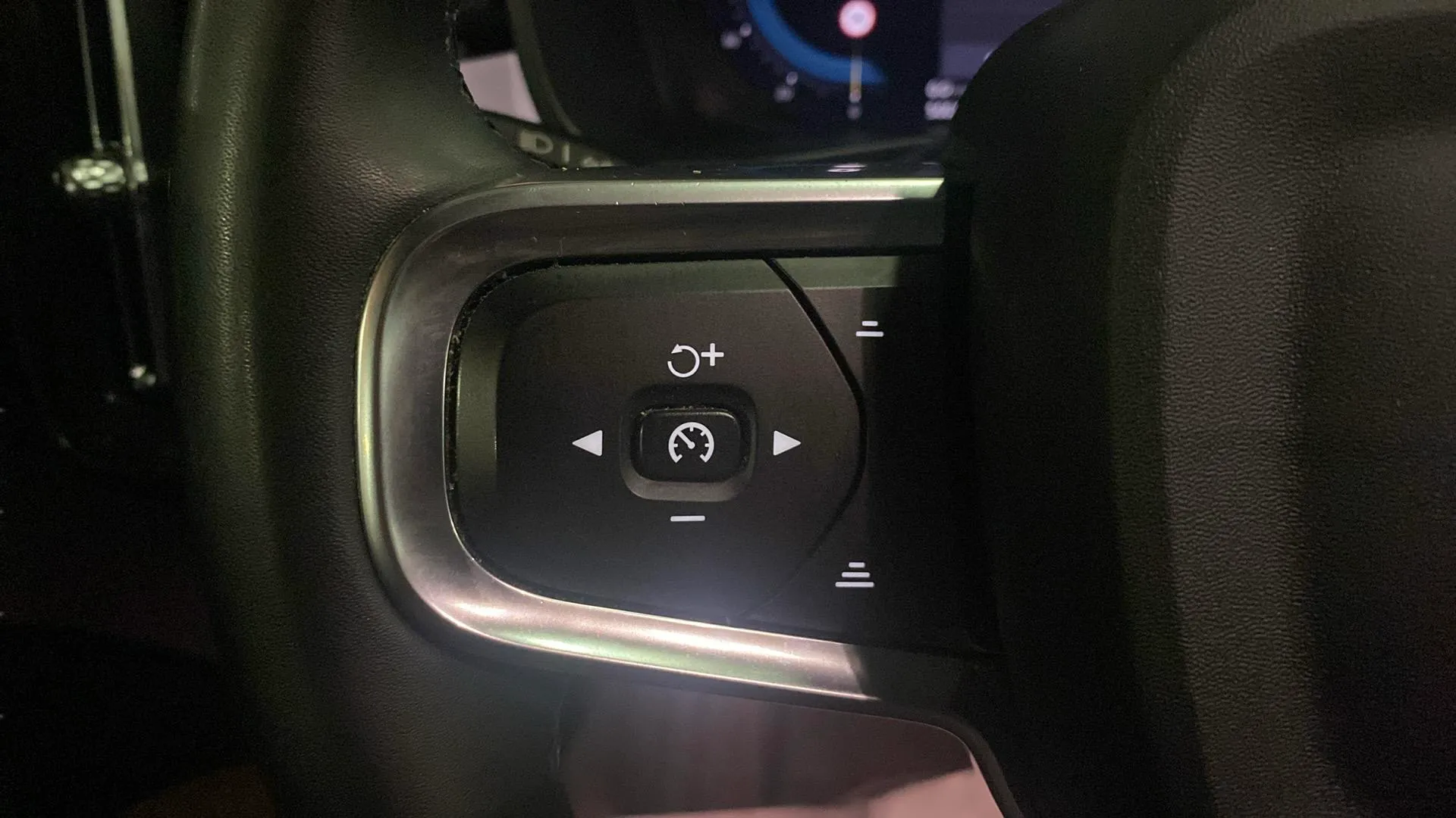 Volvo XC40 Recharge Eléctrico Core - foto 16