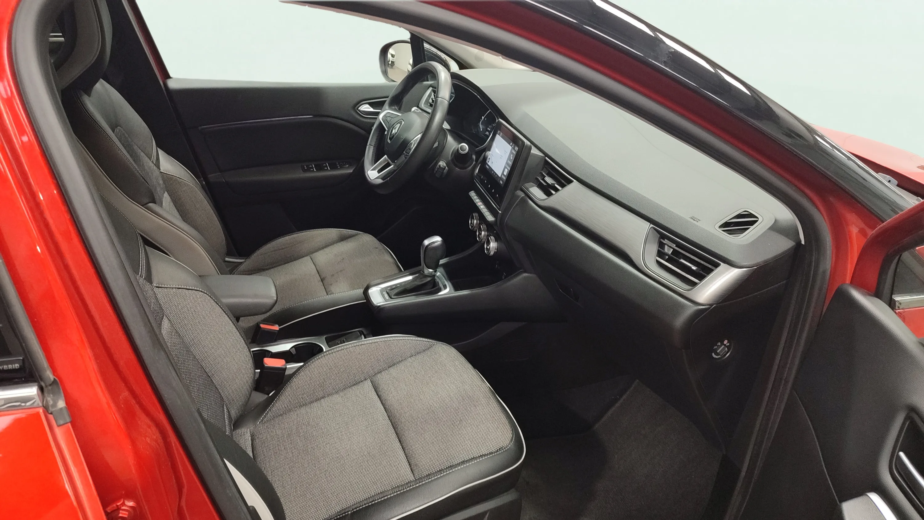 Renault Captur Intens E-Tech Híbrido - foto 21