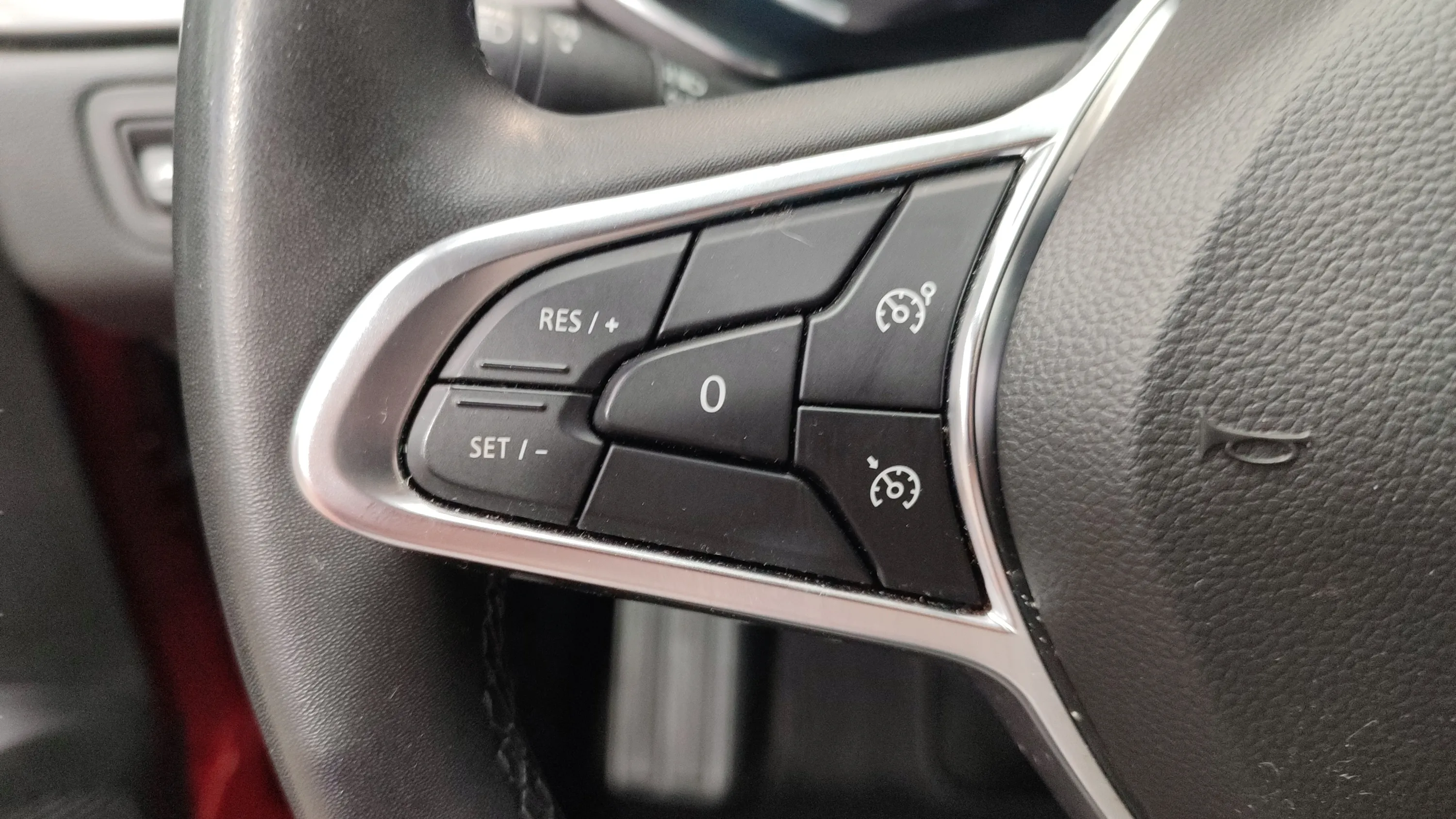 Renault Captur Intens E-Tech Híbrido - foto 14