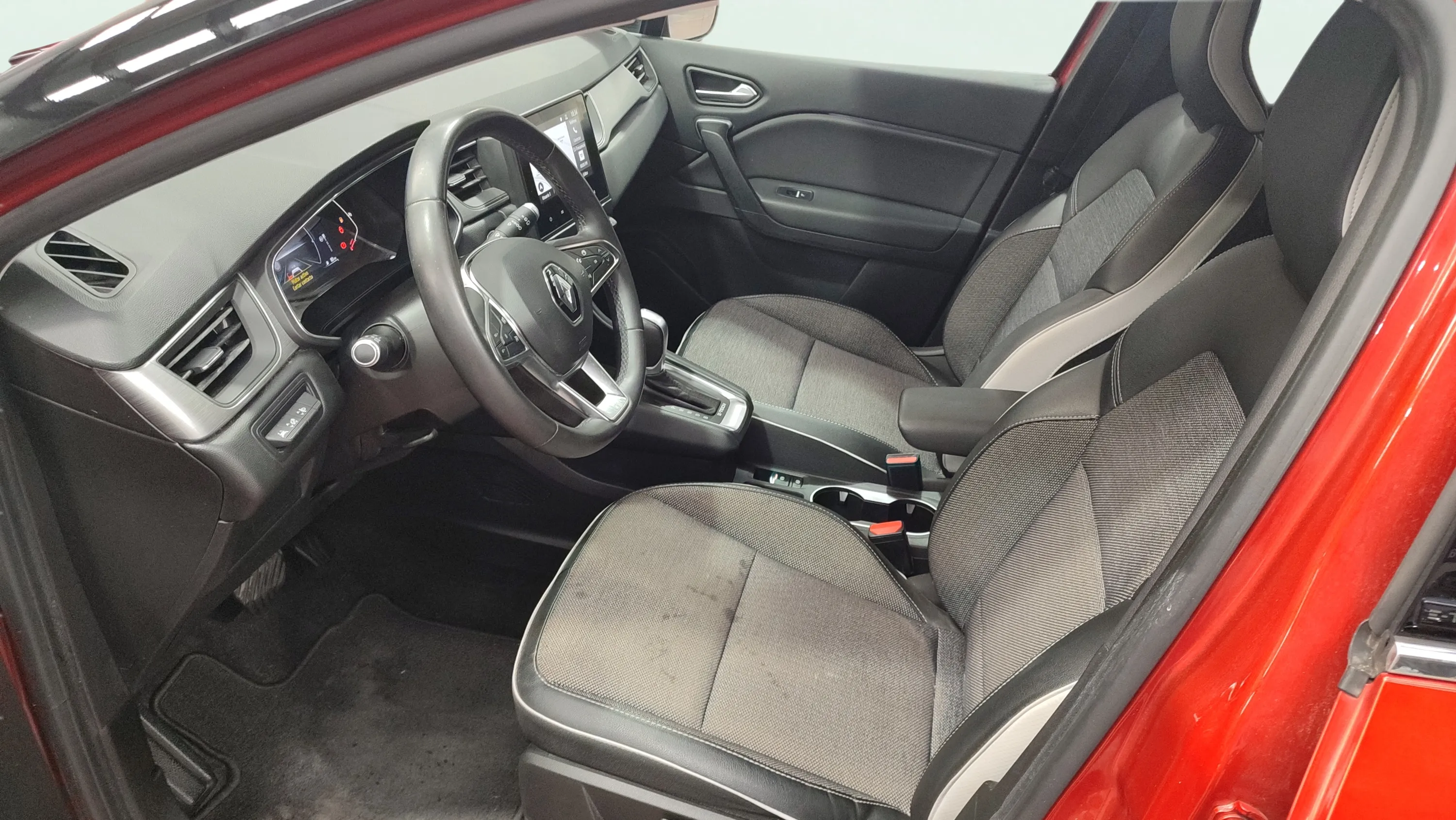 Renault Captur Intens E-Tech Híbrido - foto 20