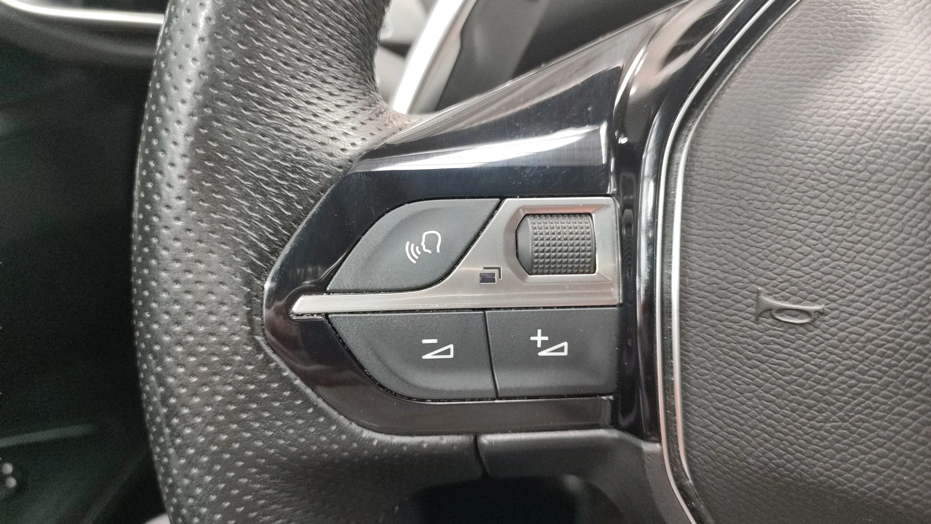 Peugeot 3008 GT Line BlueHDi EAT8 - foto 14