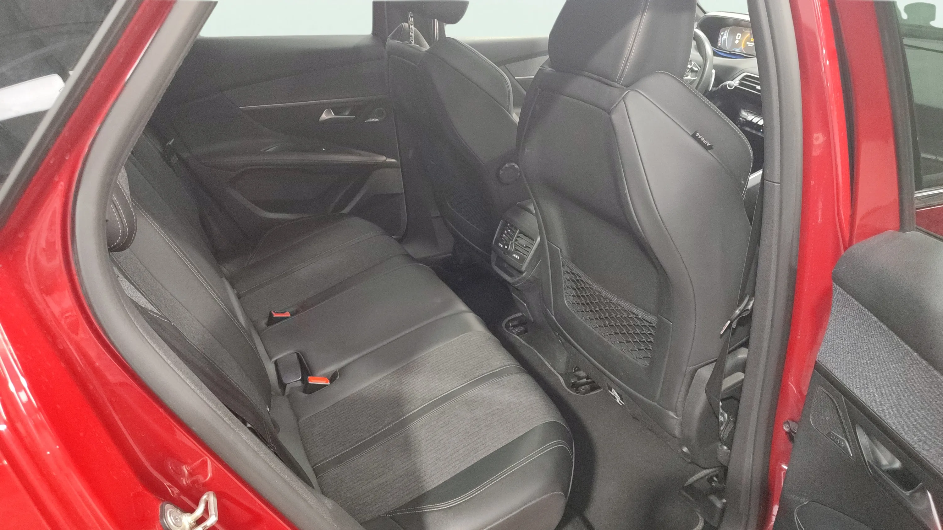 Peugeot 3008 GT Line BlueHDi EAT8 - foto 21