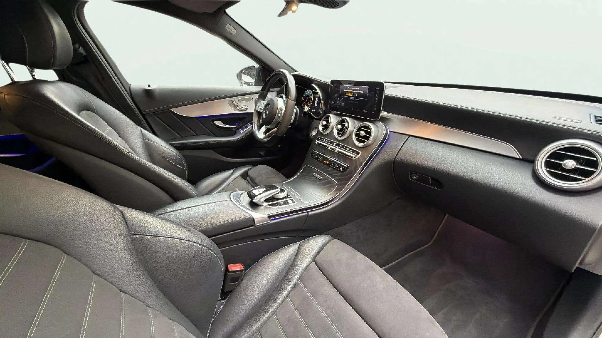 Mercedes-Benz Clase C C 300 e - foto 14