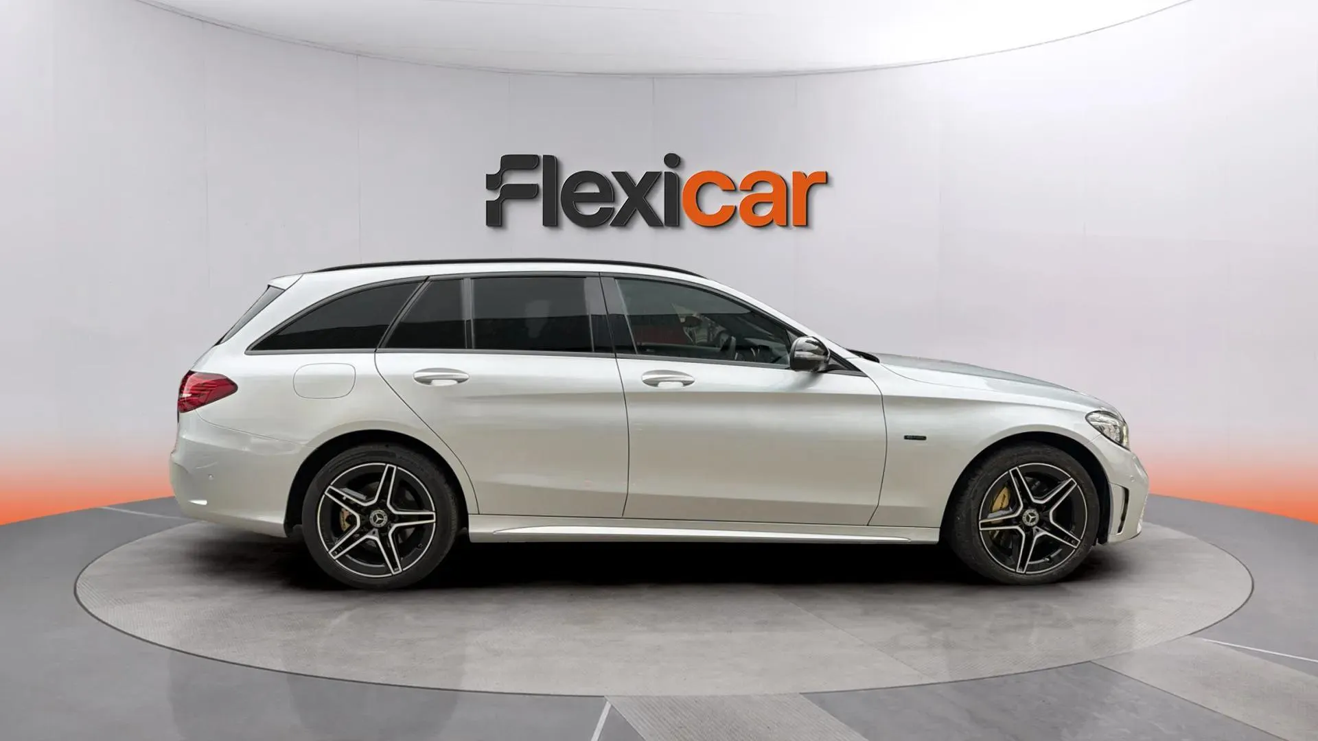 Mercedes-Benz Clase C C 300 e - foto 5