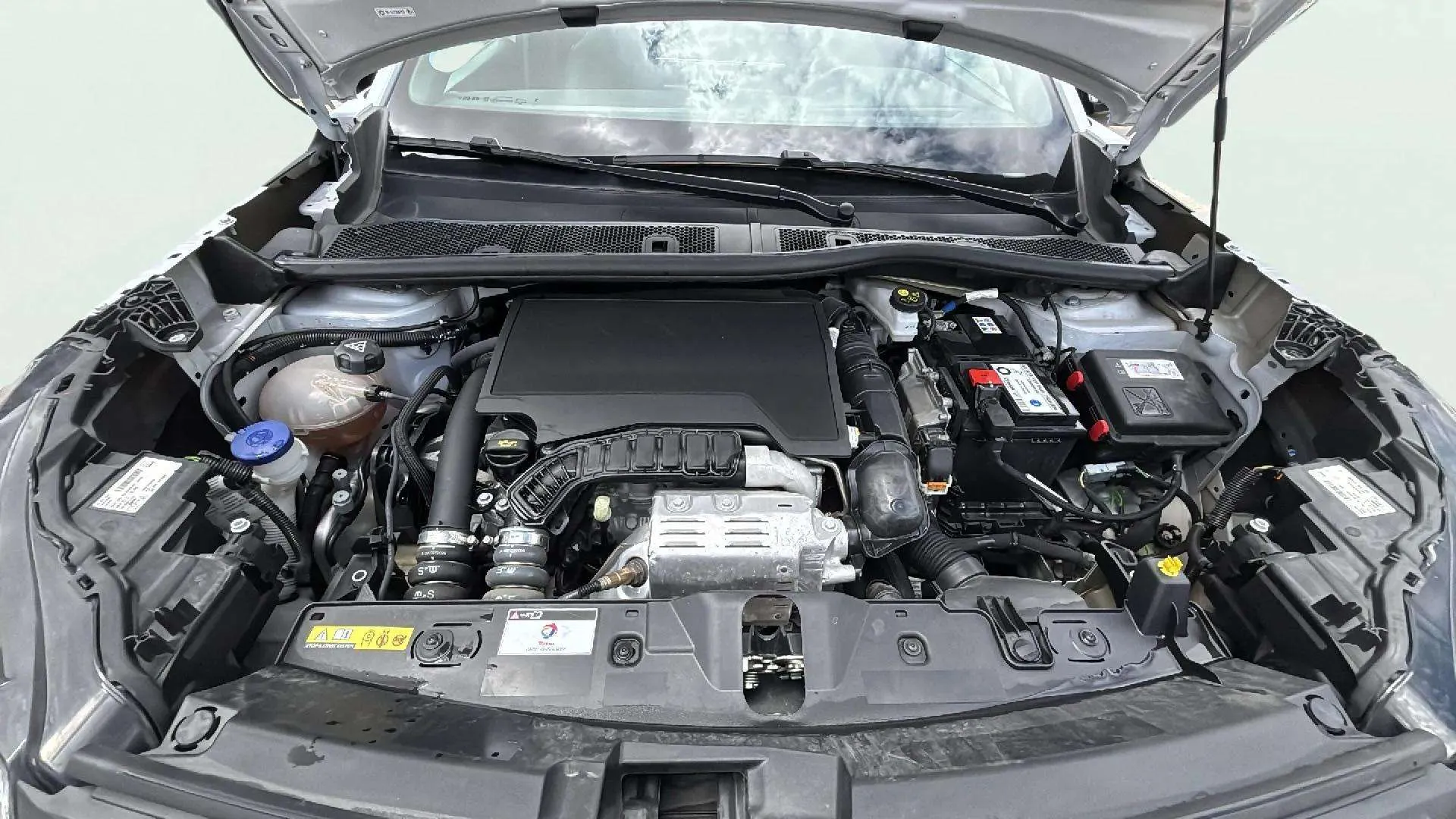 Peugeot 2008 Active PureTech 100 - foto 19