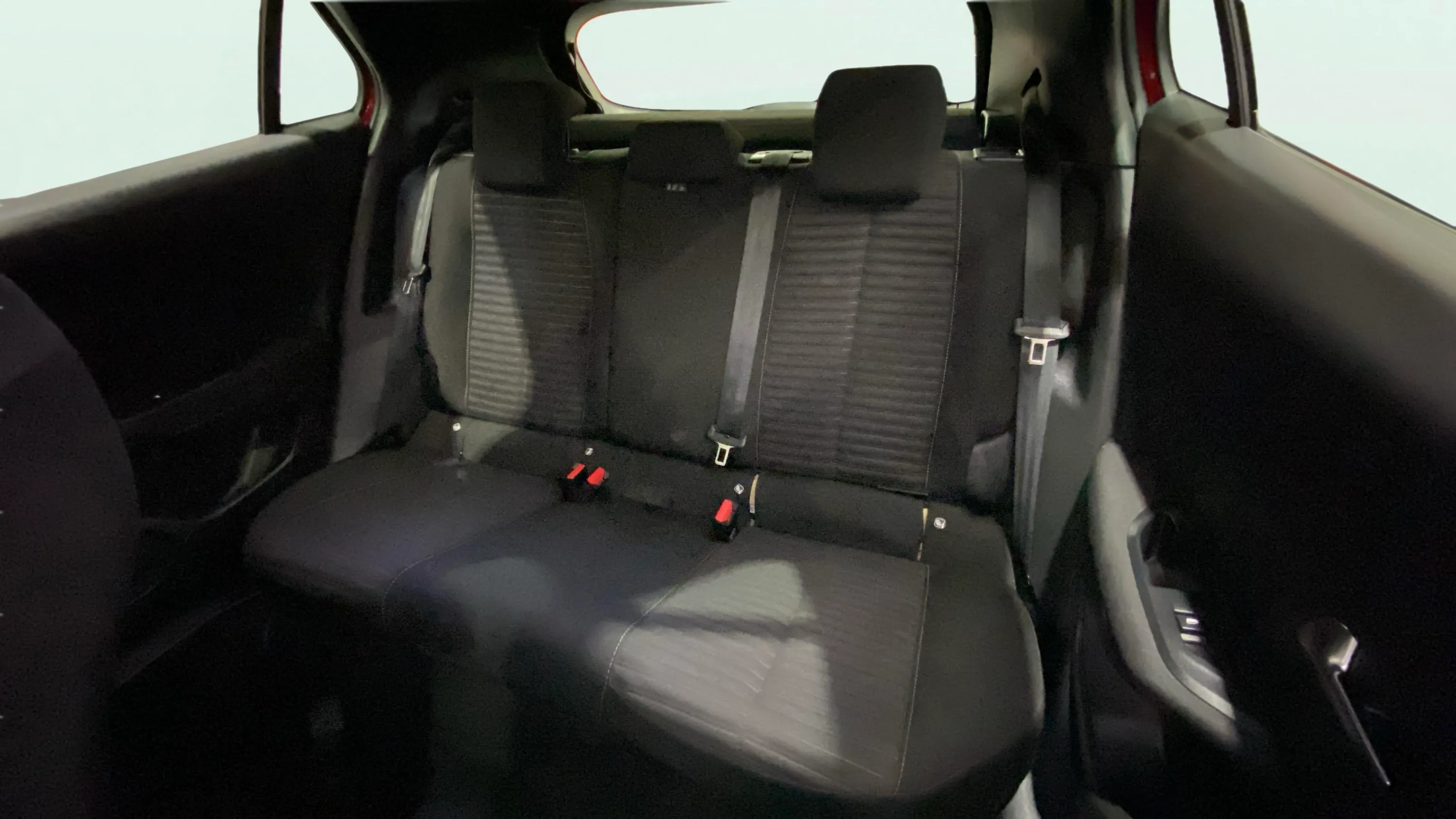 Peugeot 2008 Active PureTech 100 - foto 12