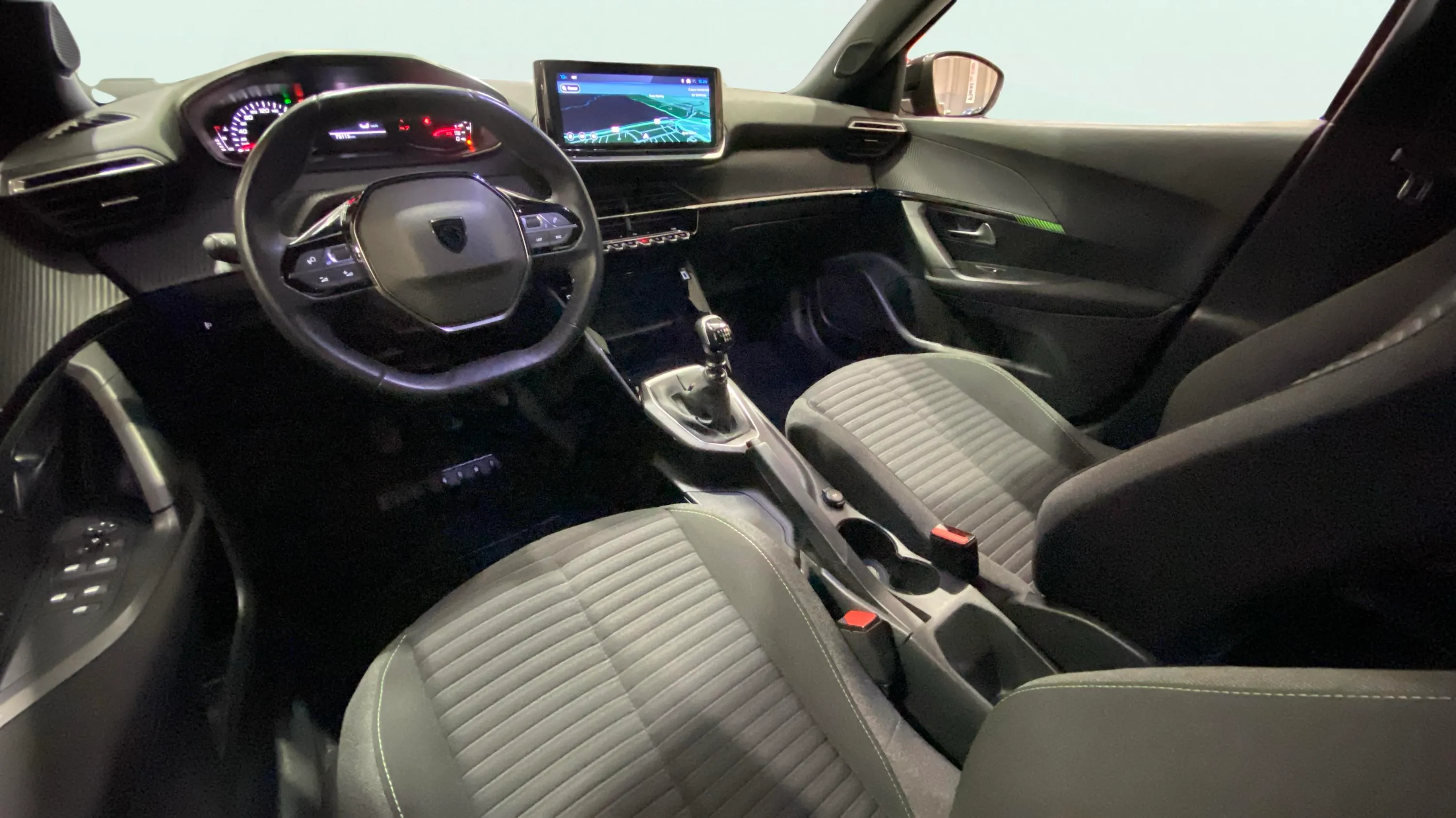 Peugeot 2008 Active PureTech 100 - foto 30