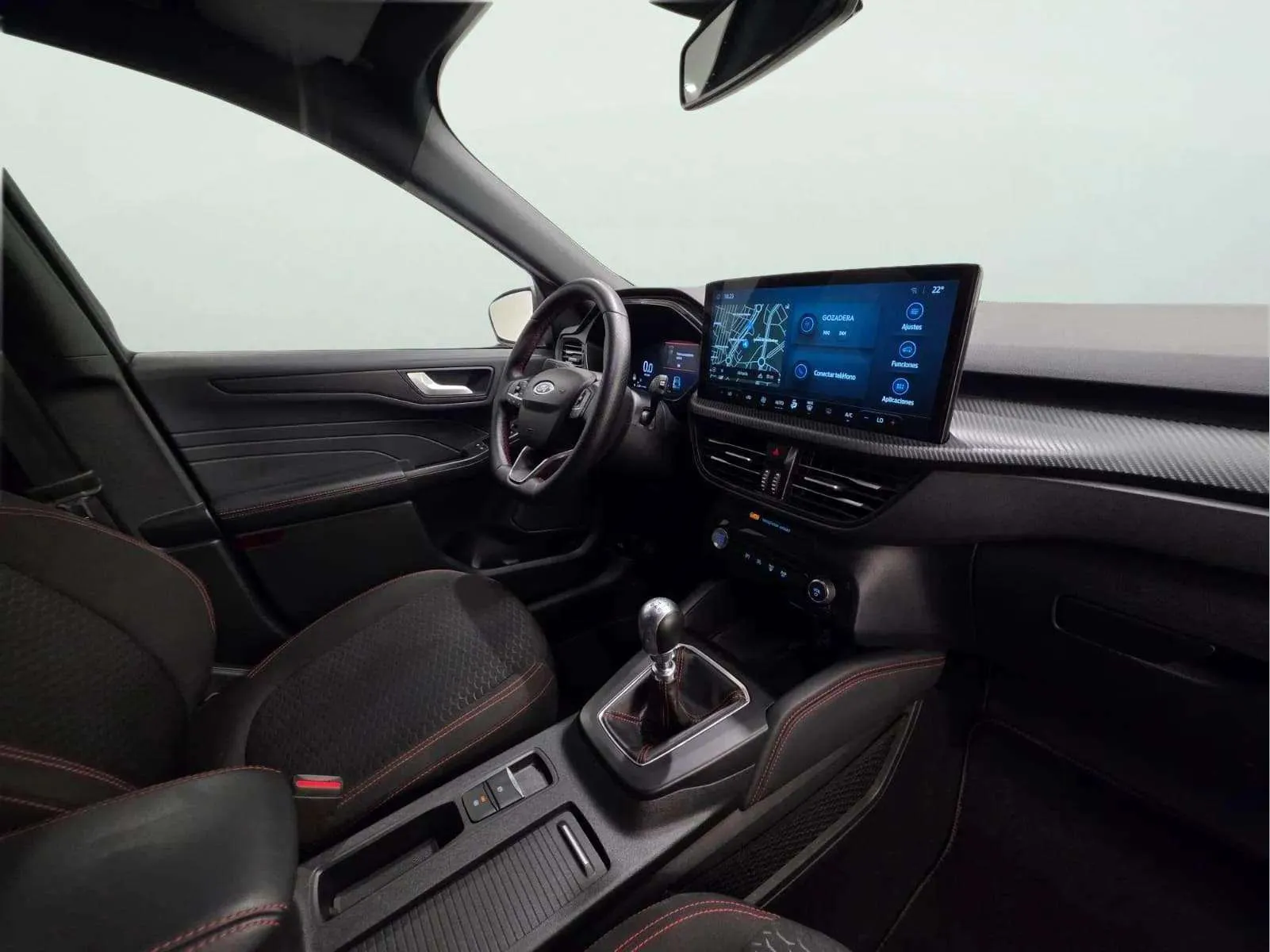 Ford Kuga ST-Line 1.5T EcoBoost - foto 17
