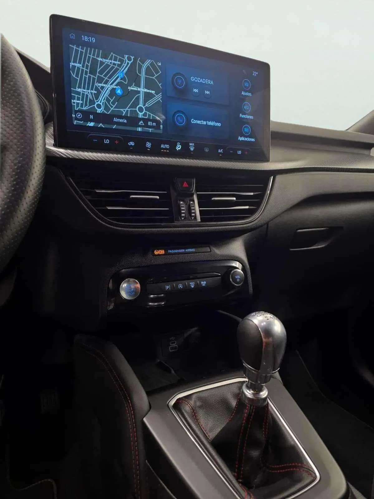 Ford Kuga ST-Line 1.5T EcoBoost - foto 23