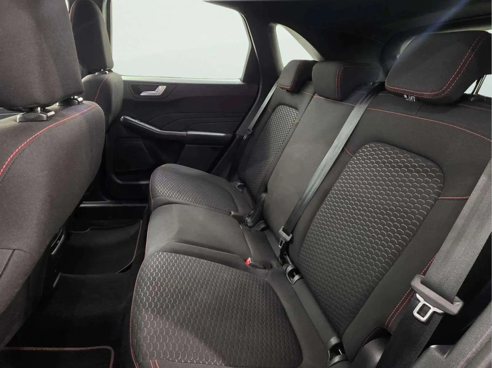 Ford Kuga ST-Line 1.5T EcoBoost - foto 25