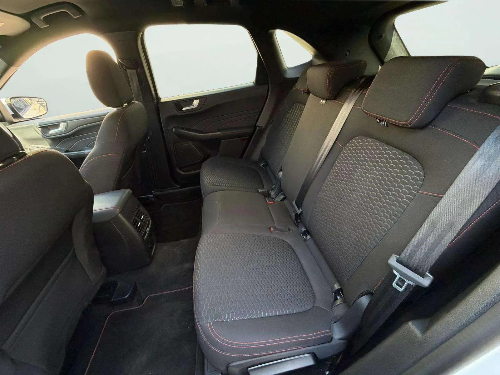 Ford Kuga ST-Line 1.5T EcoBoost - foto 9