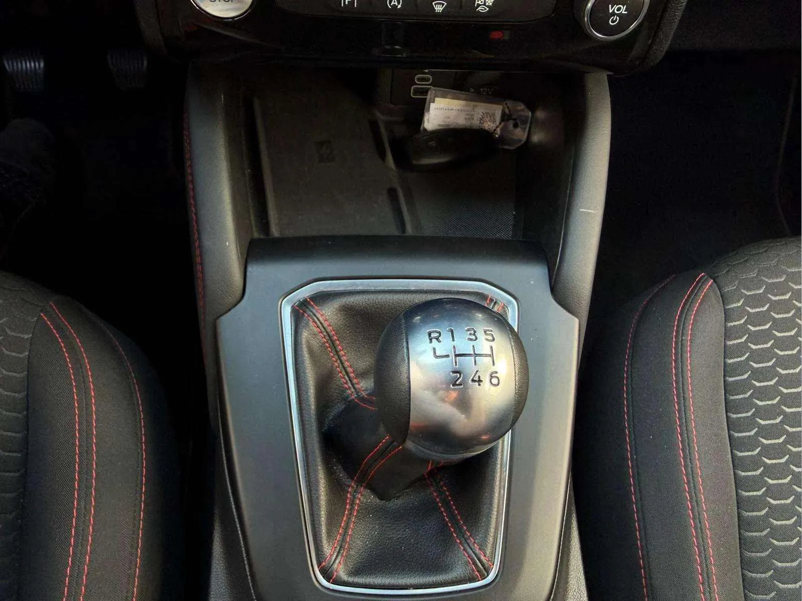 Ford Kuga ST-Line 1.5T EcoBoost - foto 16
