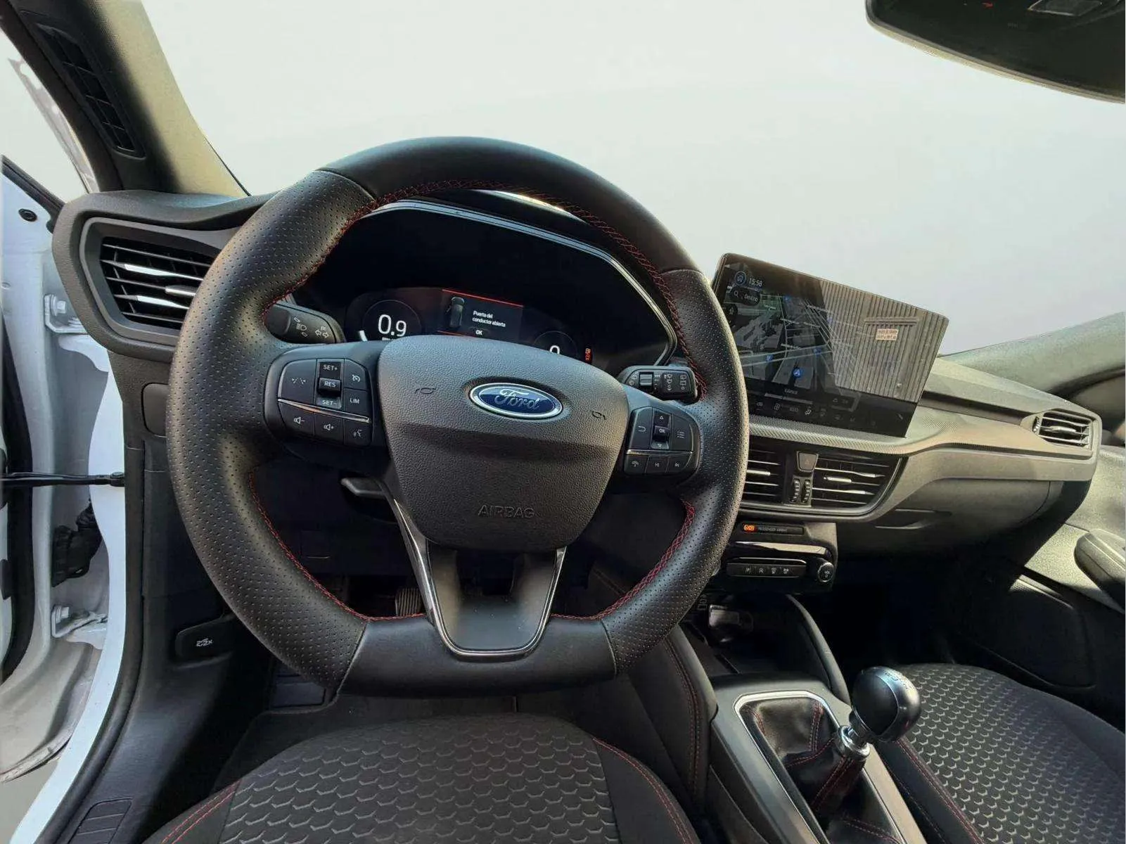Ford Kuga ST-Line 1.5T EcoBoost - foto 12