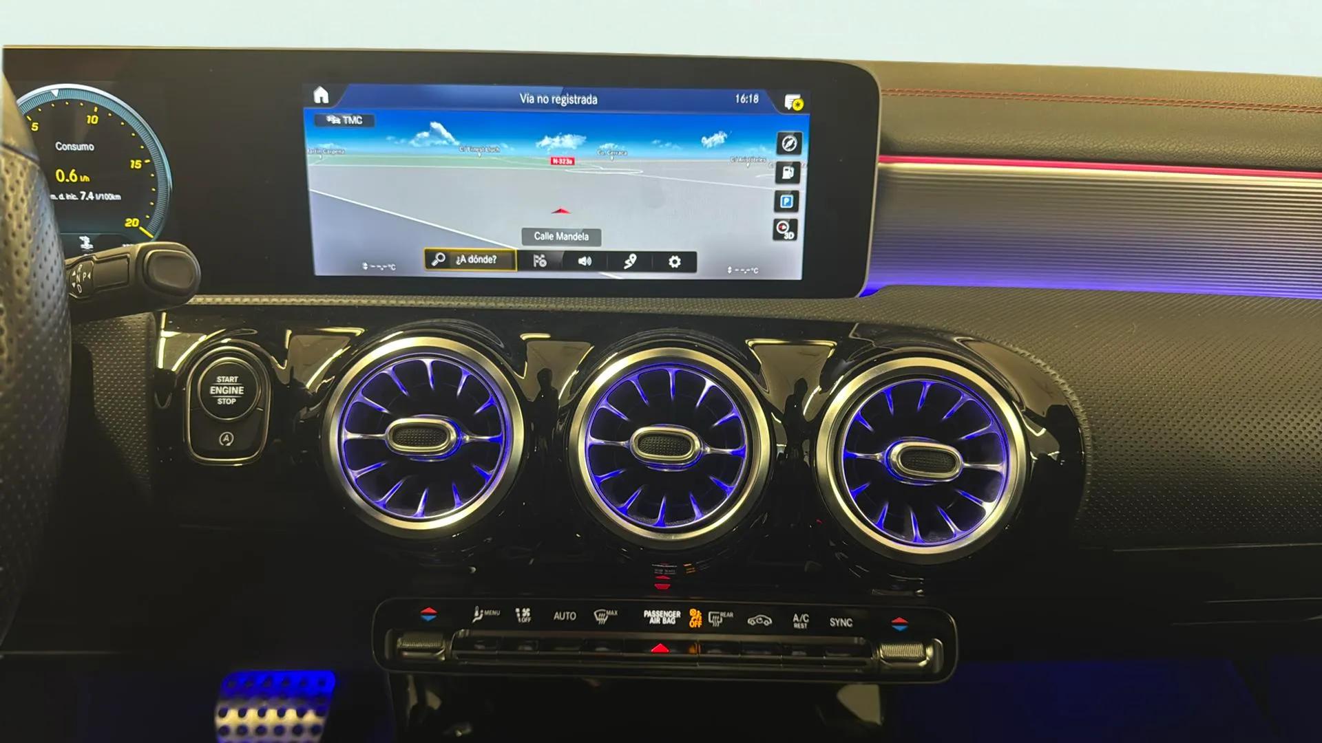 Mercedes-Benz CLA 200 D 4MATIC DCT - foto 13