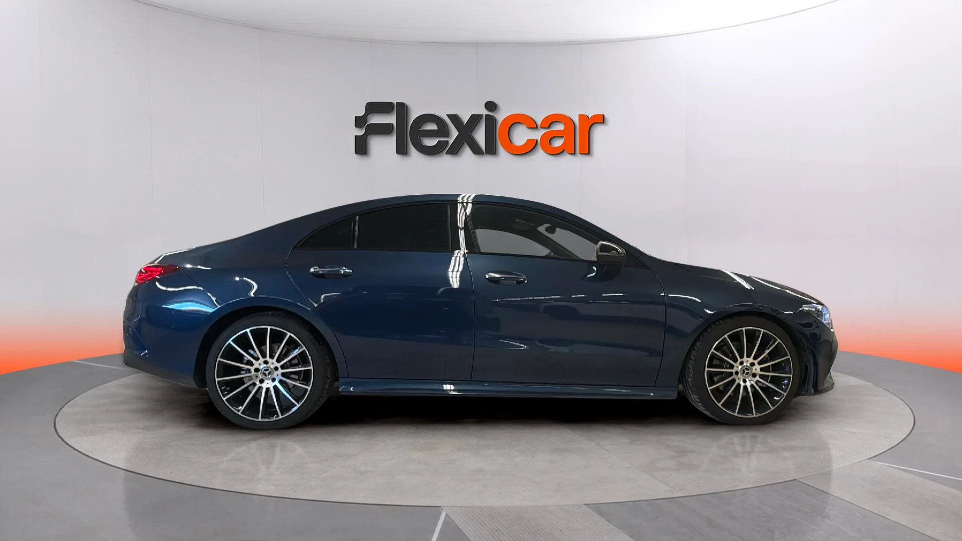 Mercedes-Benz CLA 200 D 4MATIC DCT - foto 8