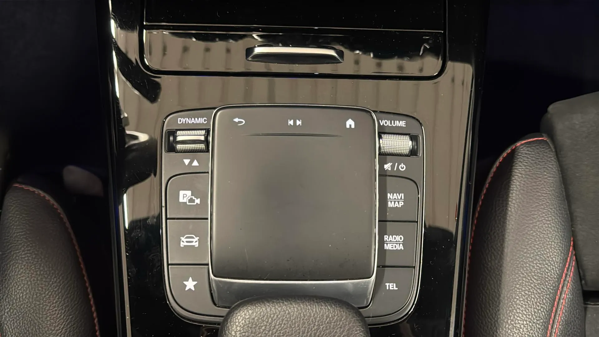 Mercedes-Benz CLA 200 D 4MATIC DCT - foto 14