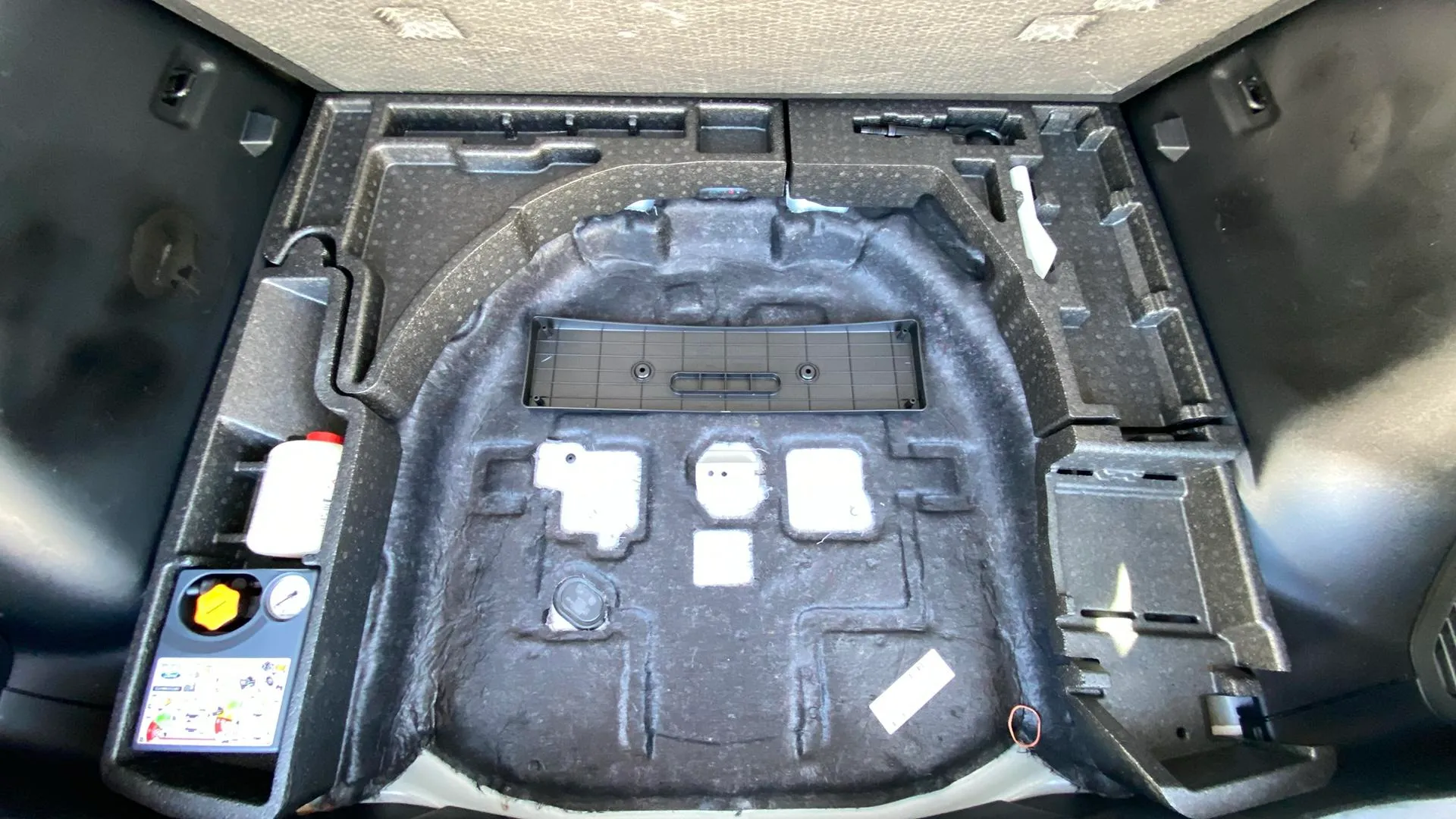 Ford Kuga ST-Line 1.5T EcoBoost - foto 17
