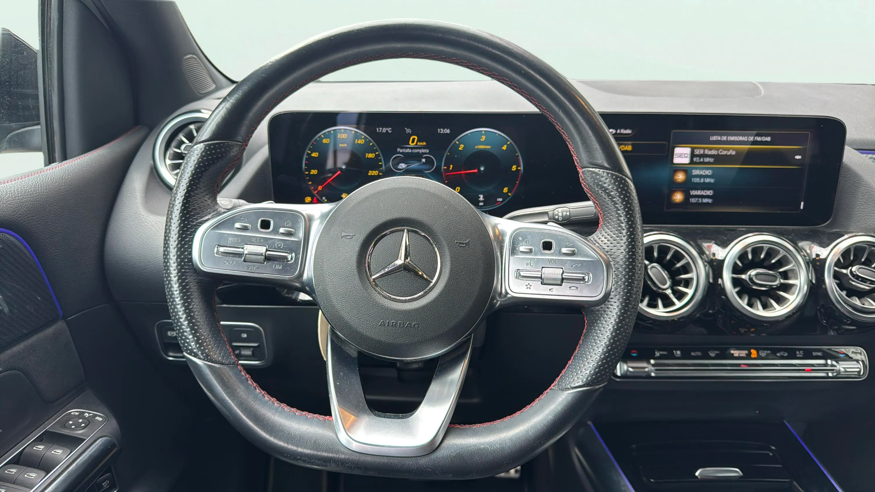 Mercedes-Benz Clase B B 200 d - foto 18