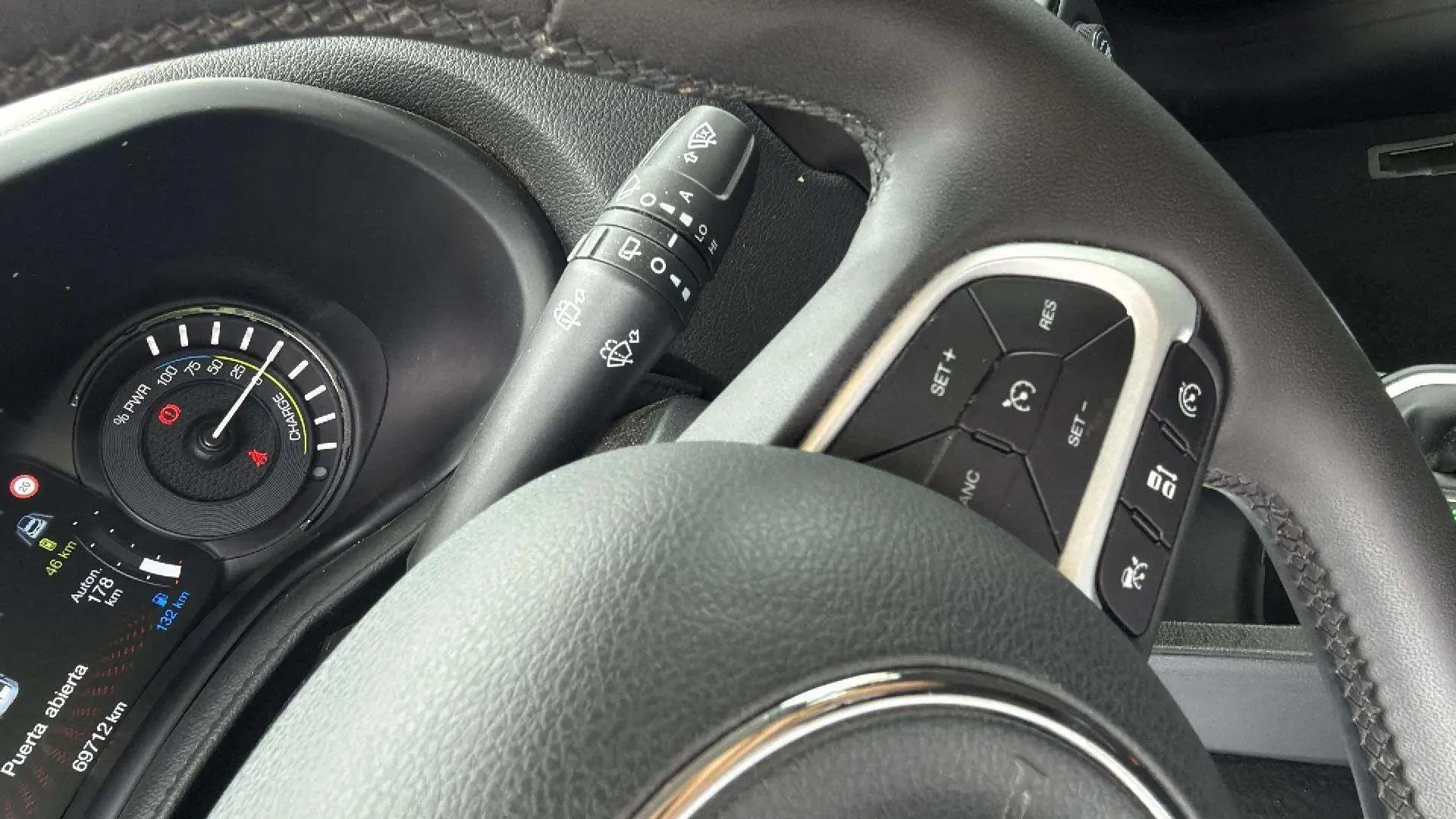Jeep Renegade 4xe 1.3 PHEV Limited - foto 20