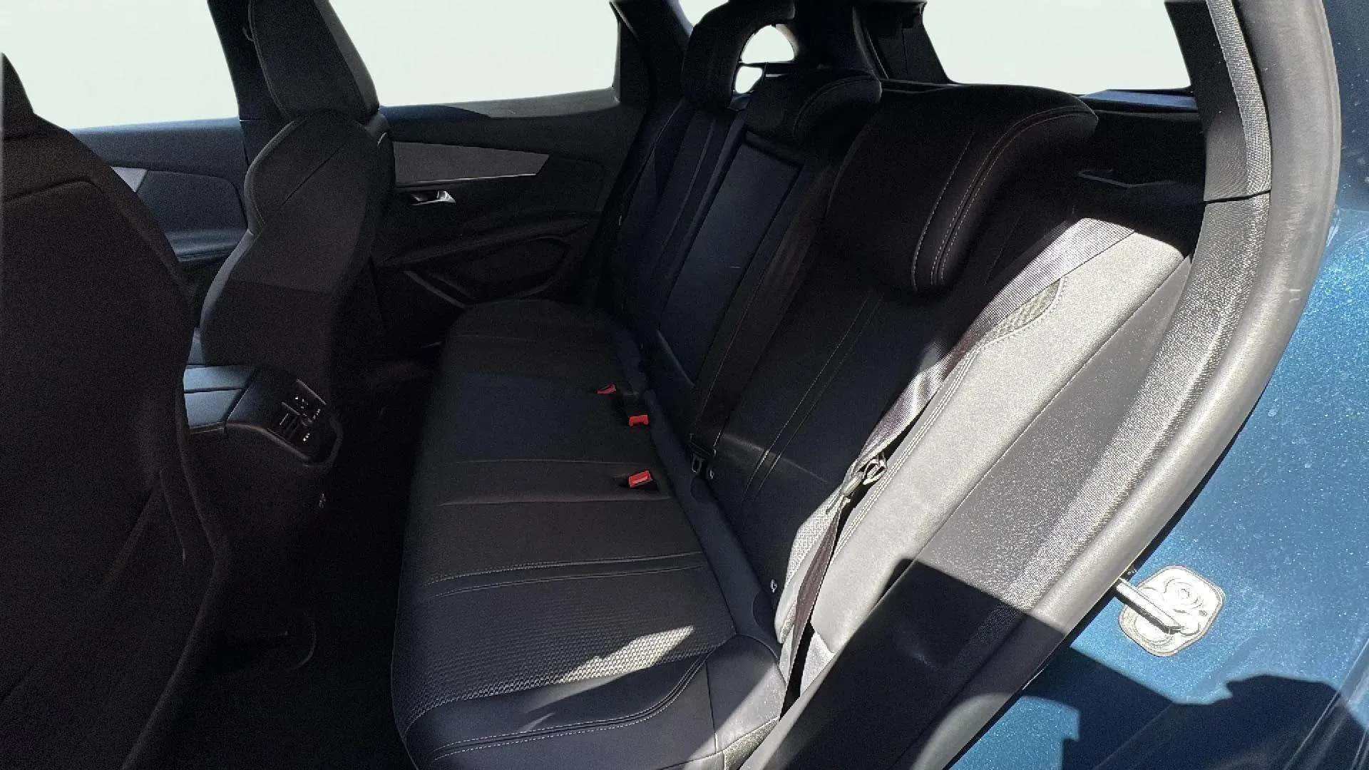 Peugeot 3008 1.2 GT eDCS6 - foto 12