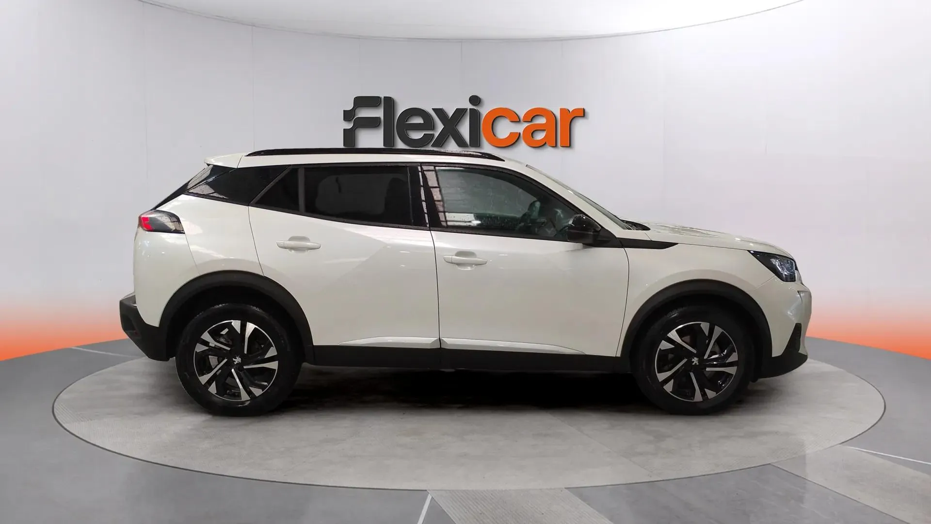 Peugeot 2008 Allure Pack PureTech 130 - foto 3