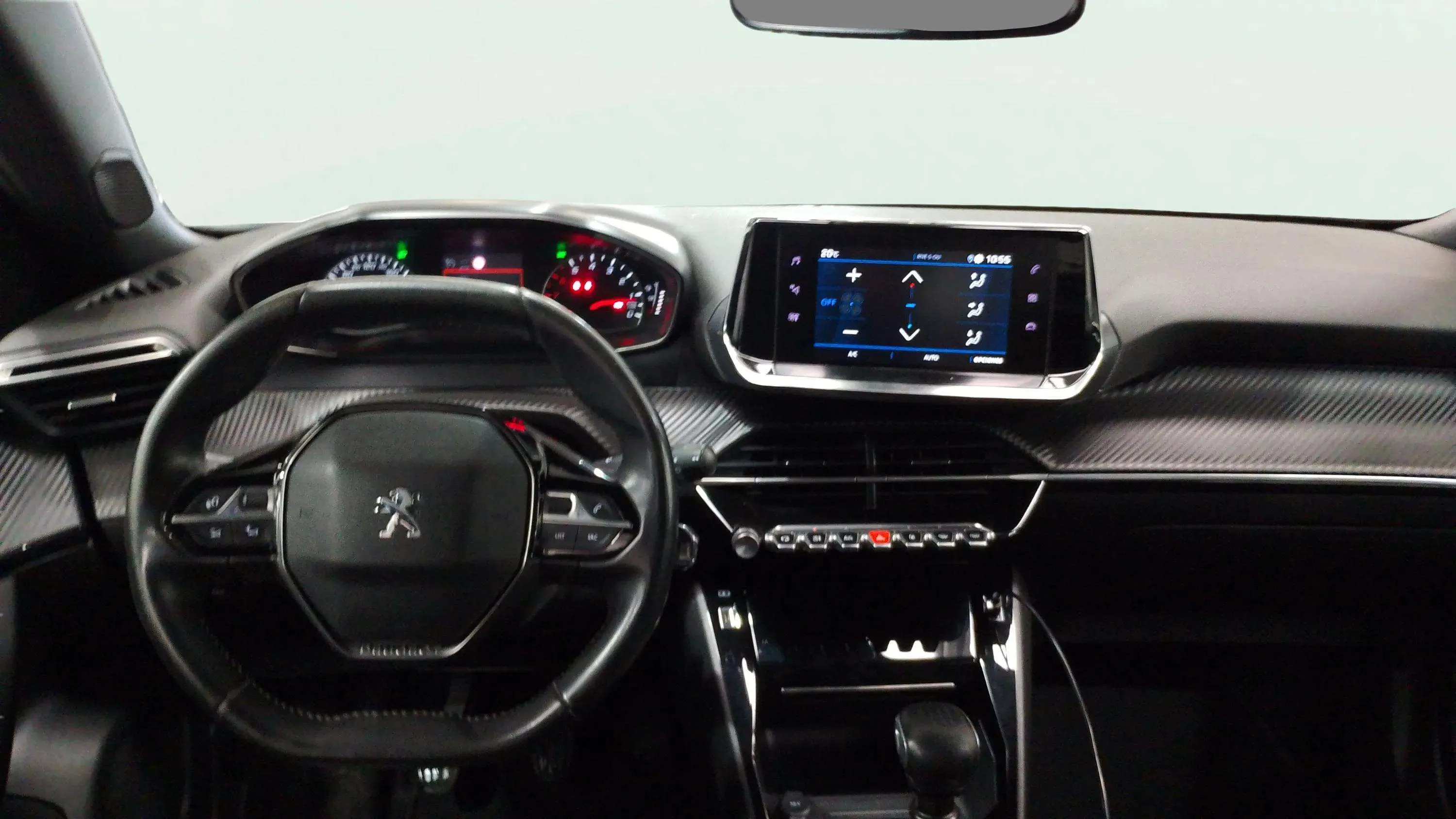 Peugeot 2008 Allure Pack PureTech 130 - foto 17