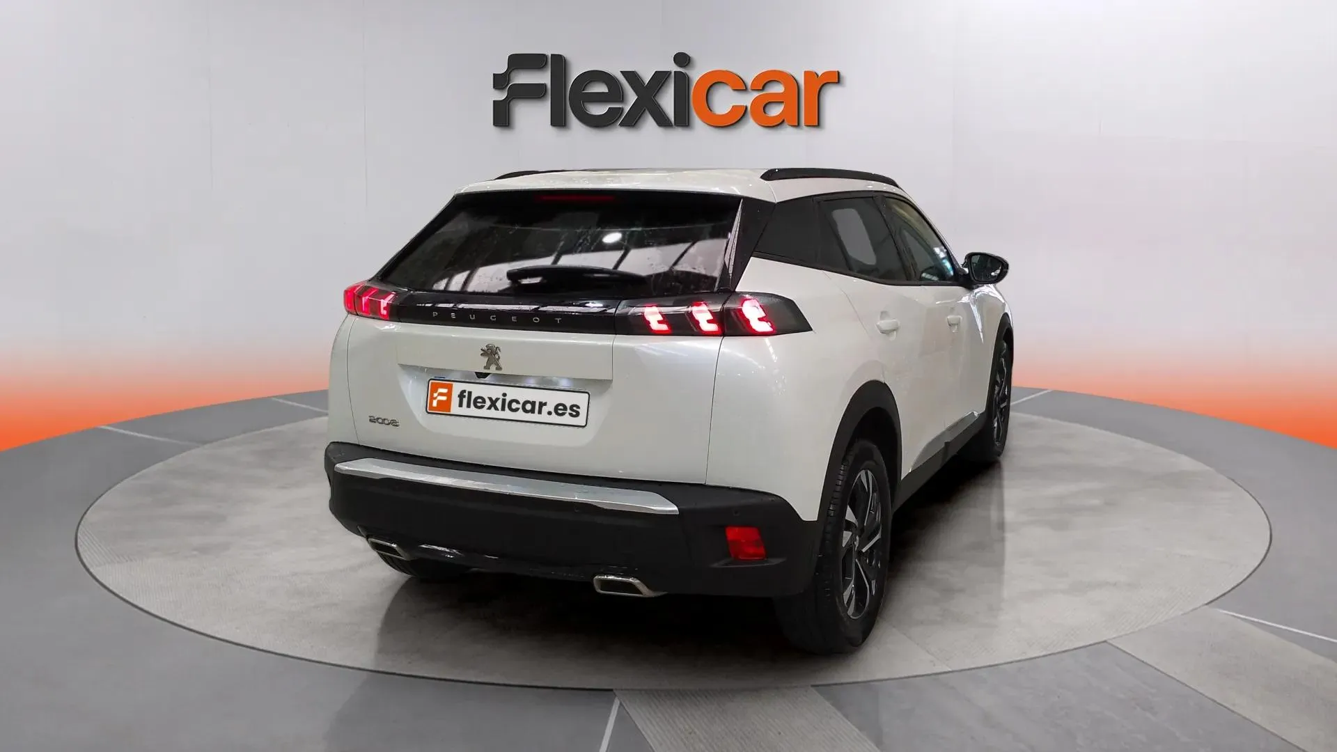 Peugeot 2008 Allure Pack PureTech 130 - foto 5