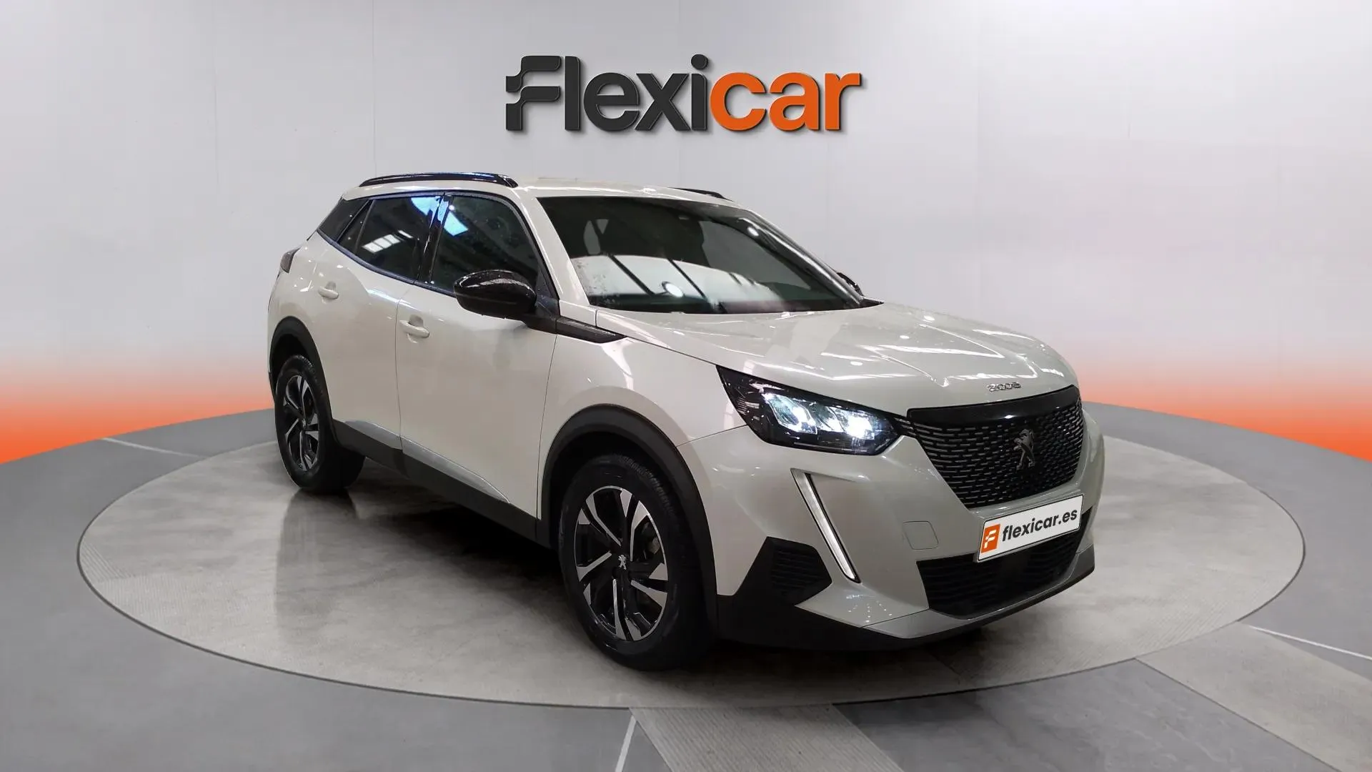Peugeot 2008 Allure Pack PureTech 130 - foto 2