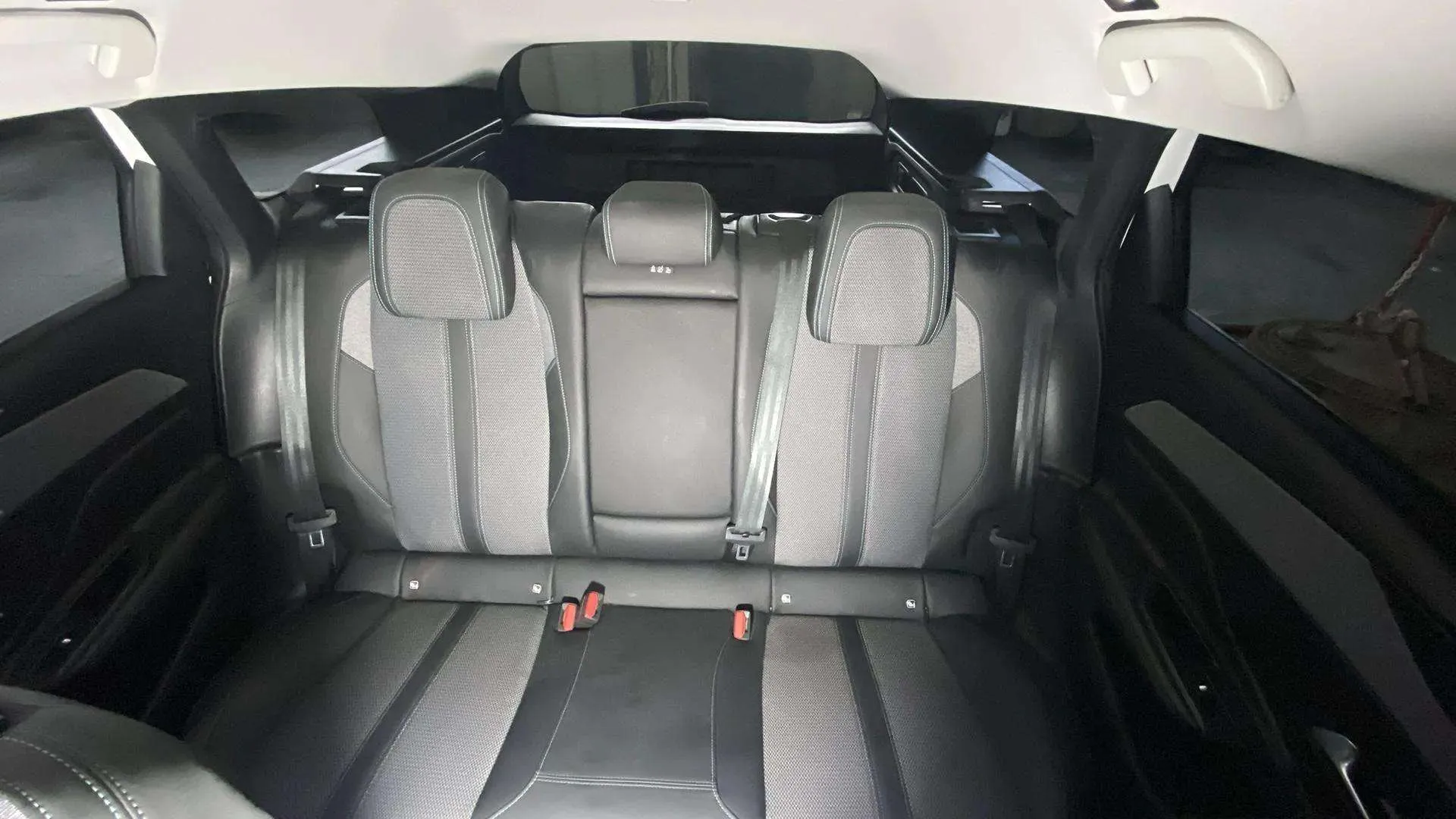 Peugeot 308 Allure Pack BlueHDi 130 EAT8 - foto 18