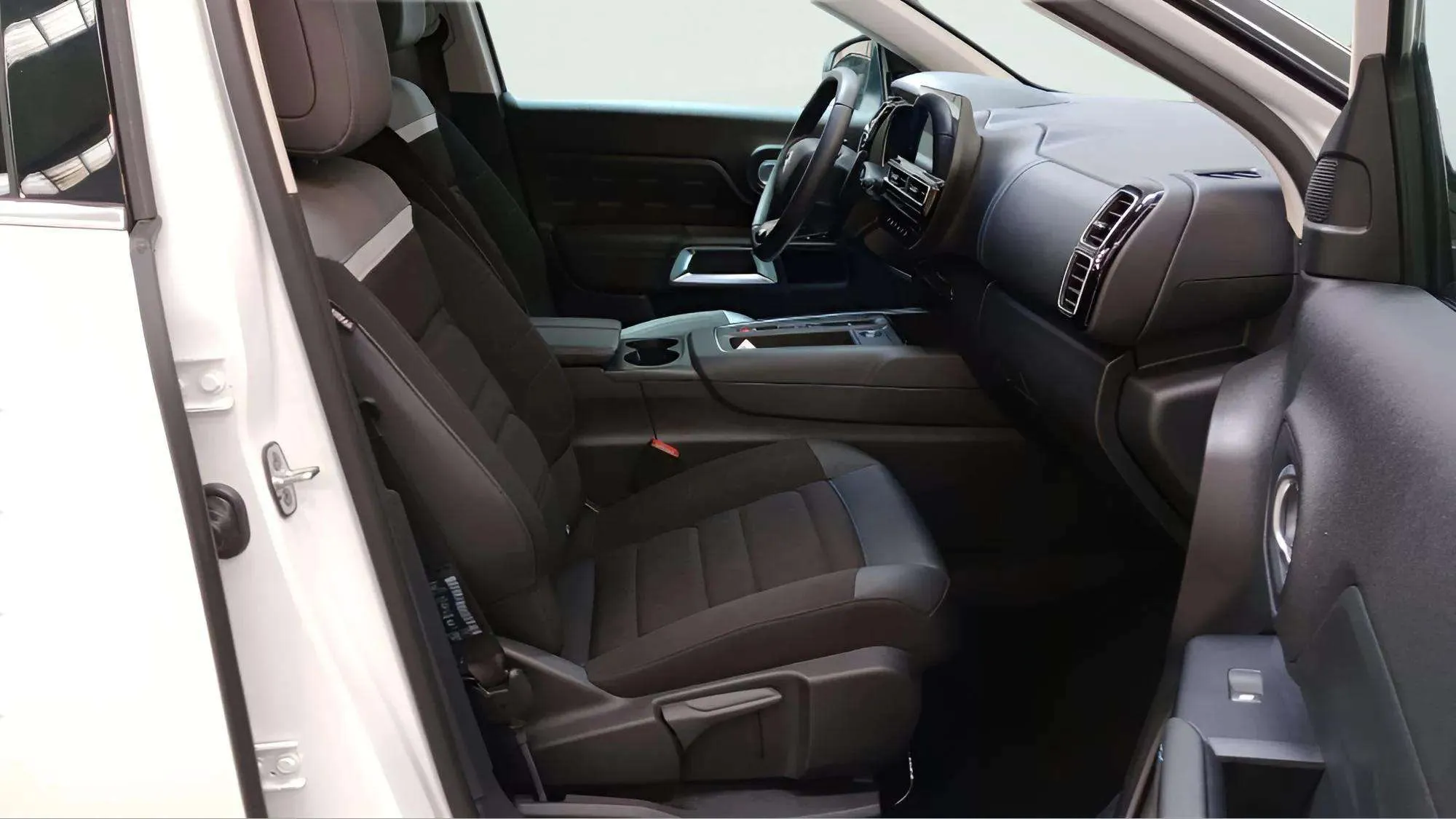 Citroën C5 Aircross 180 e-EAT8 Feel Pack - foto 9