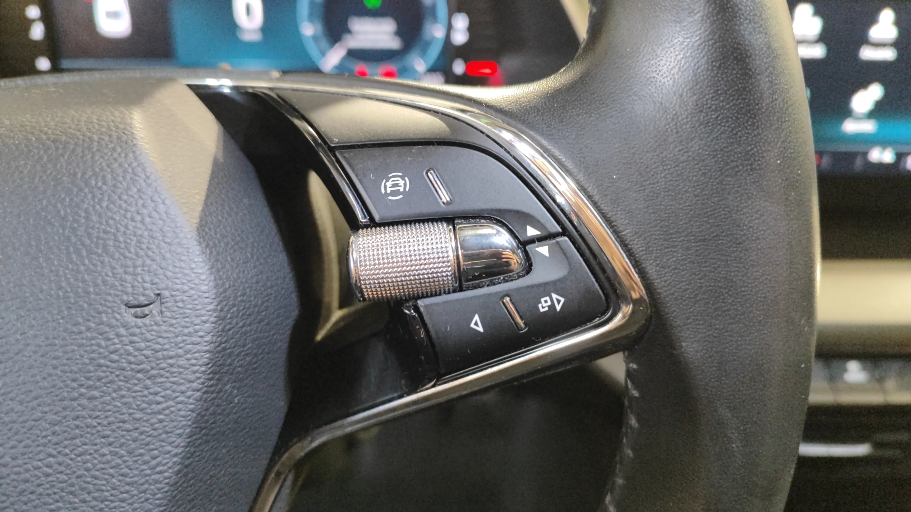 Škoda Octavia Combi 2.0 TDI Ambition - foto 22