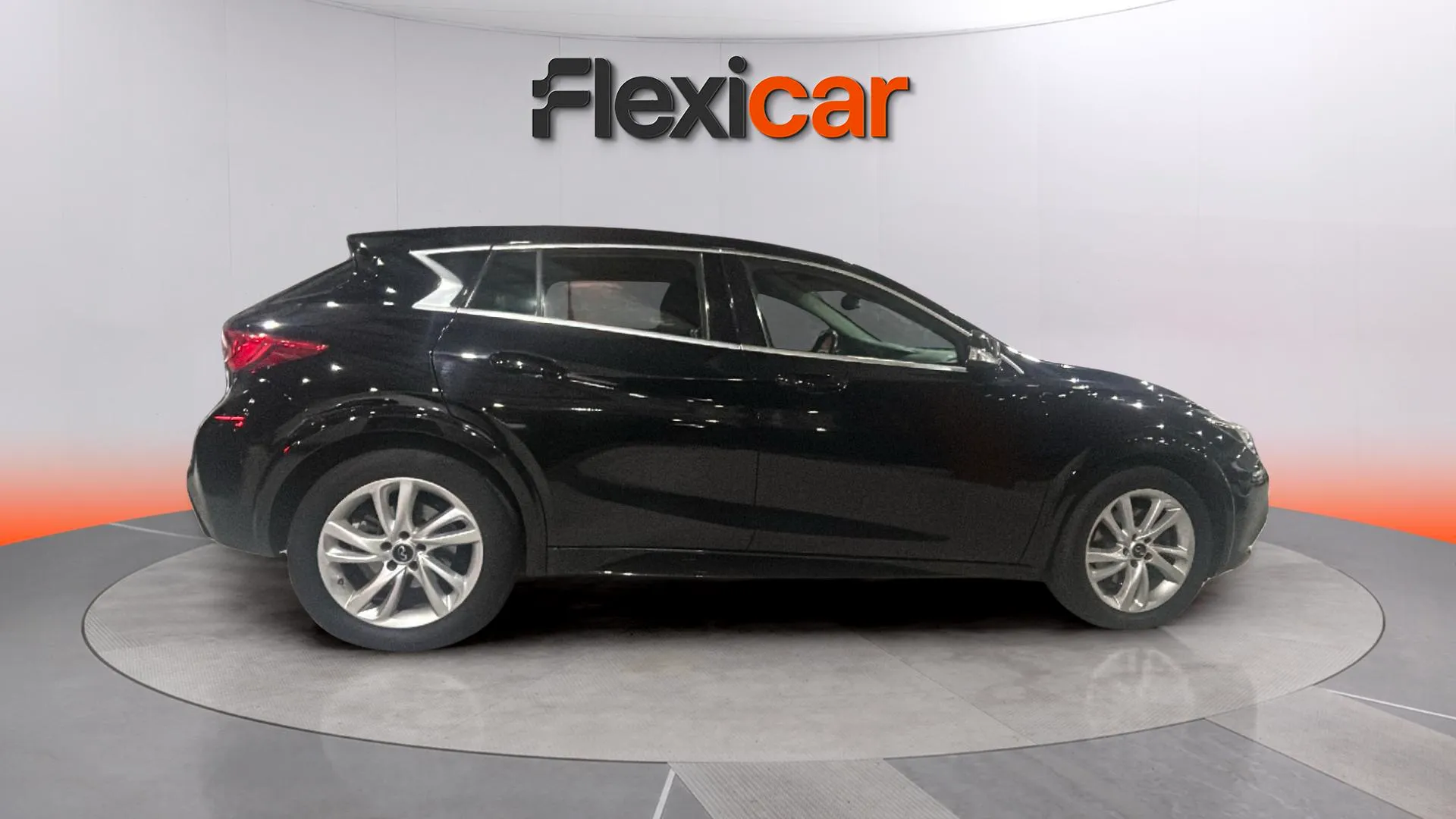 Infiniti Q30 2.2D Sport 7DCT - foto 8