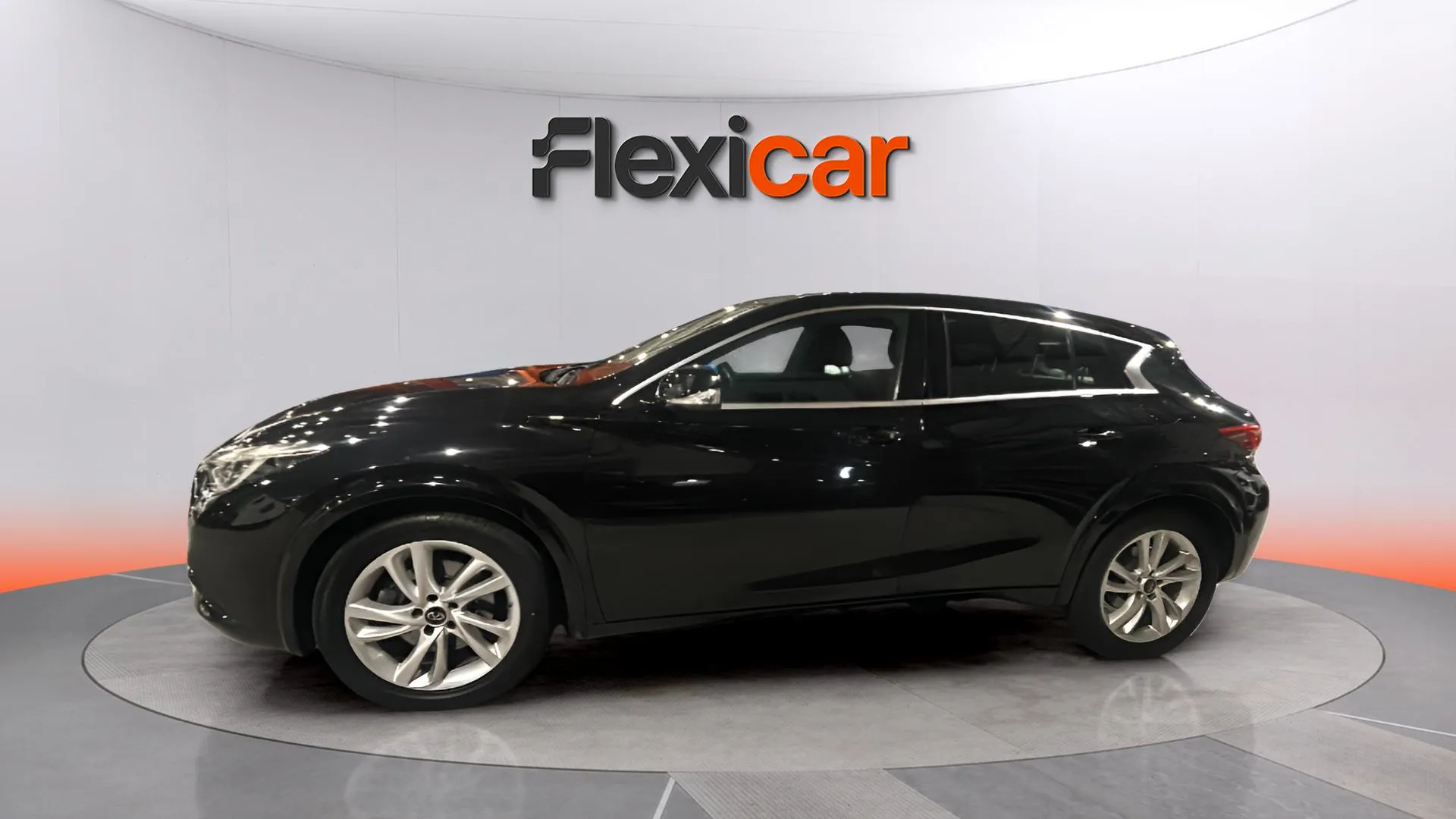 Infiniti Q30 2.2D Sport 7DCT - foto 4