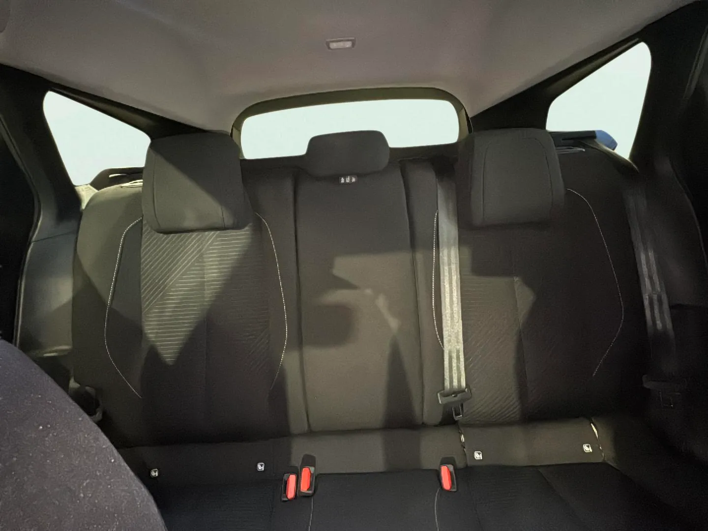 Peugeot 308 GT Hybrid PHEV 180 e-EAT8 - foto 14