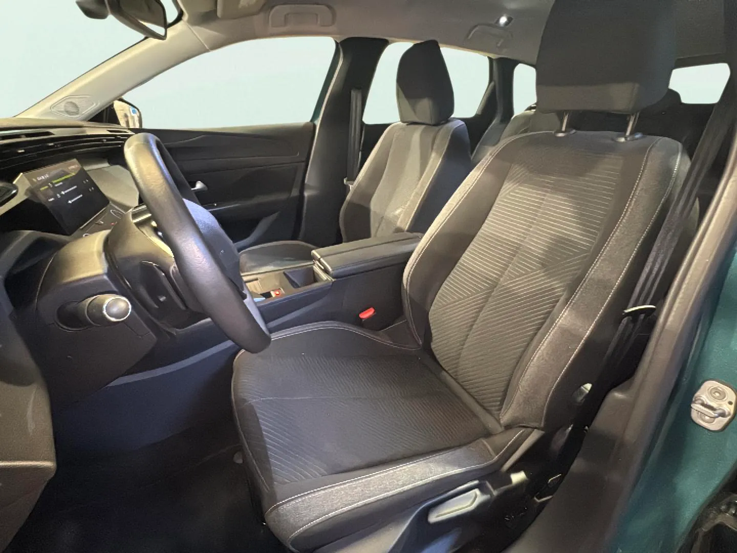 Peugeot 308 GT Hybrid PHEV 180 e-EAT8 - foto 12