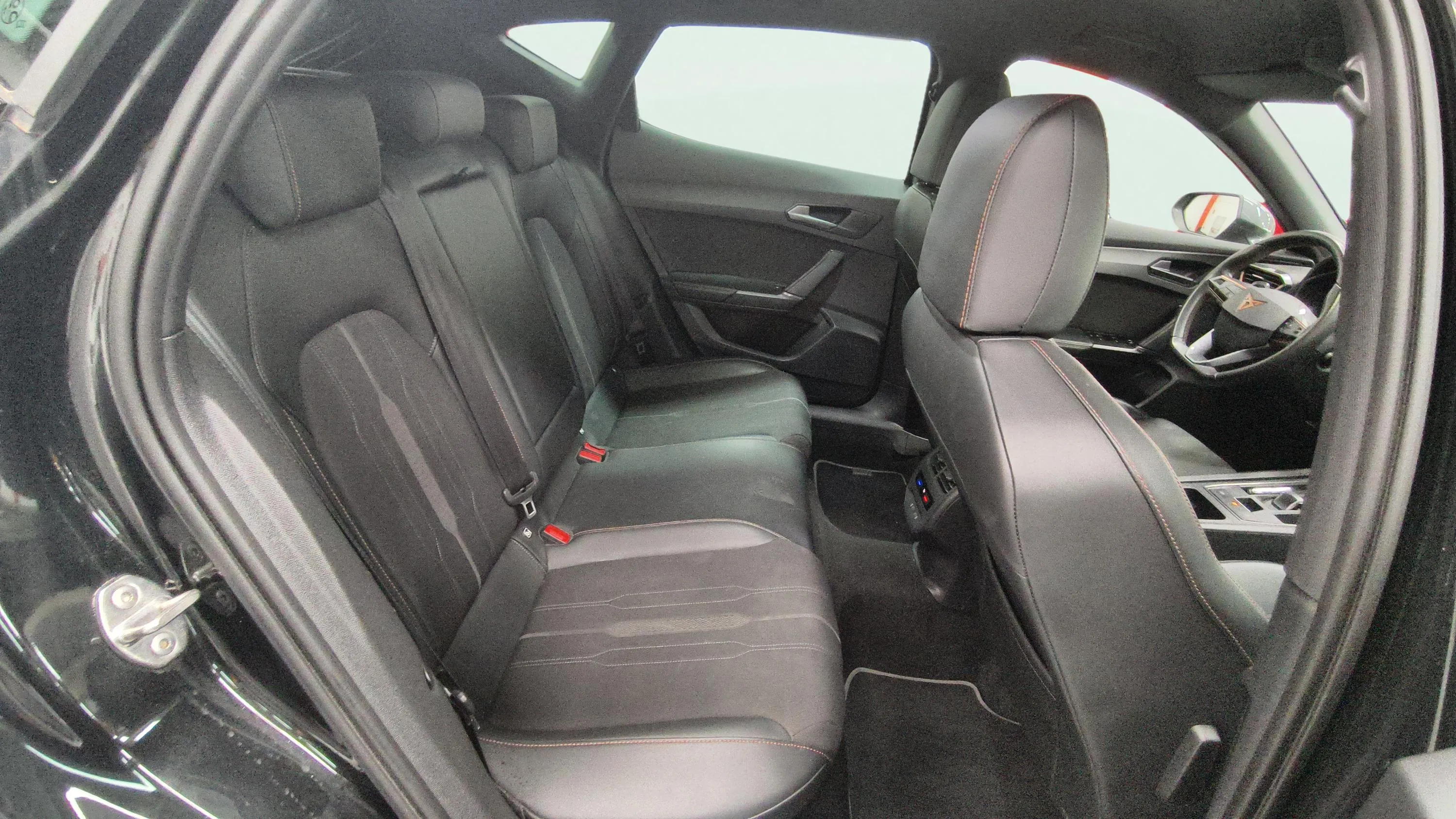 Cupra Formentor 1.5 TSI DSG - foto 13