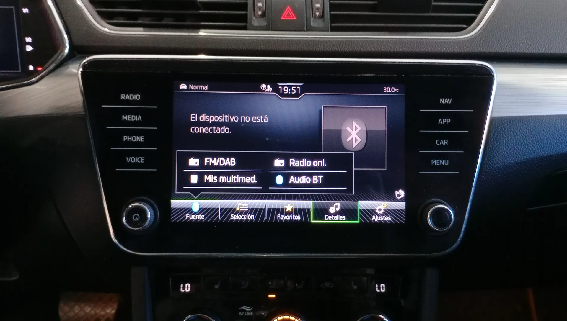 Škoda Superb 1.6 TDI DSG Ambition - foto 15