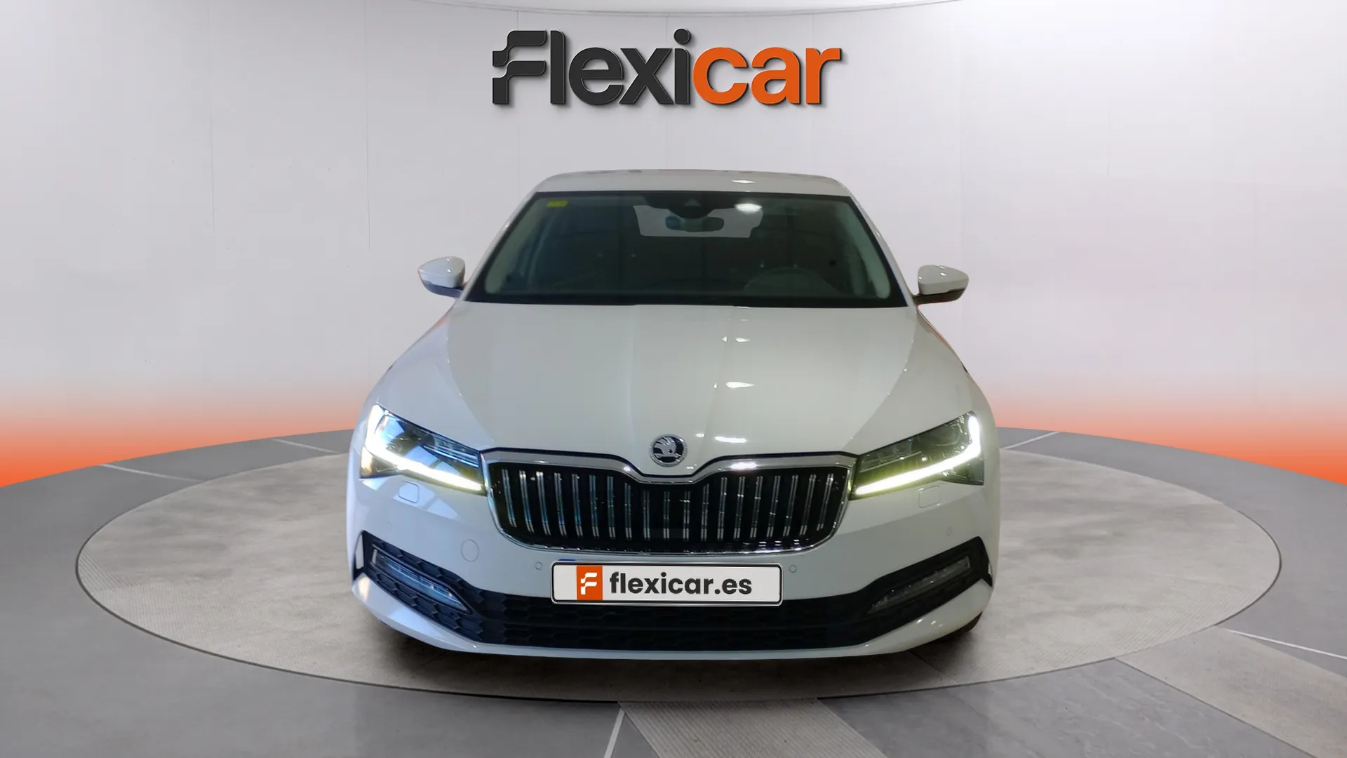 Škoda Superb 1.6 TDI DSG Ambition - foto 3