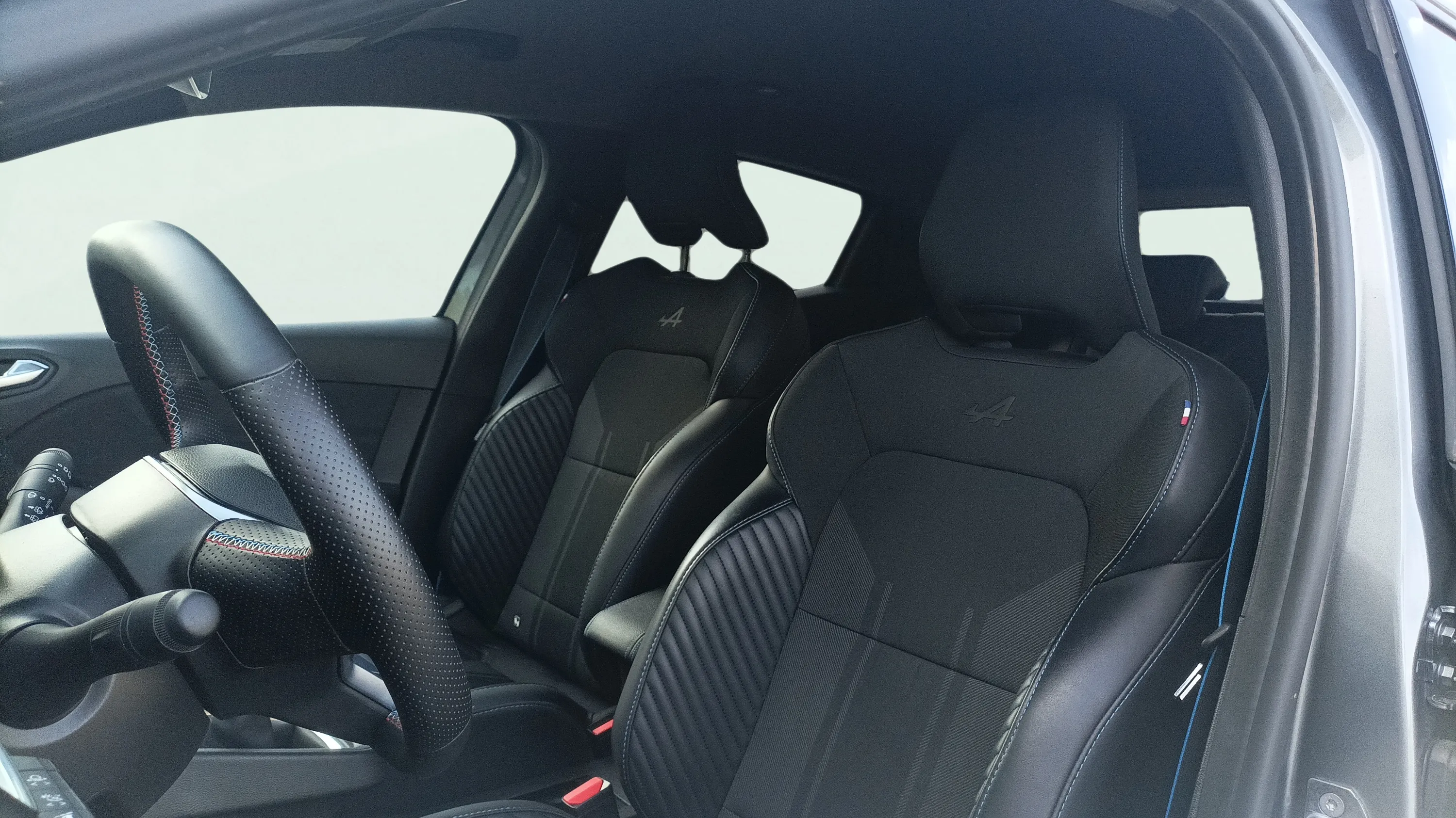 Renault Clio esprit Alpine TCe 90 - foto 15
