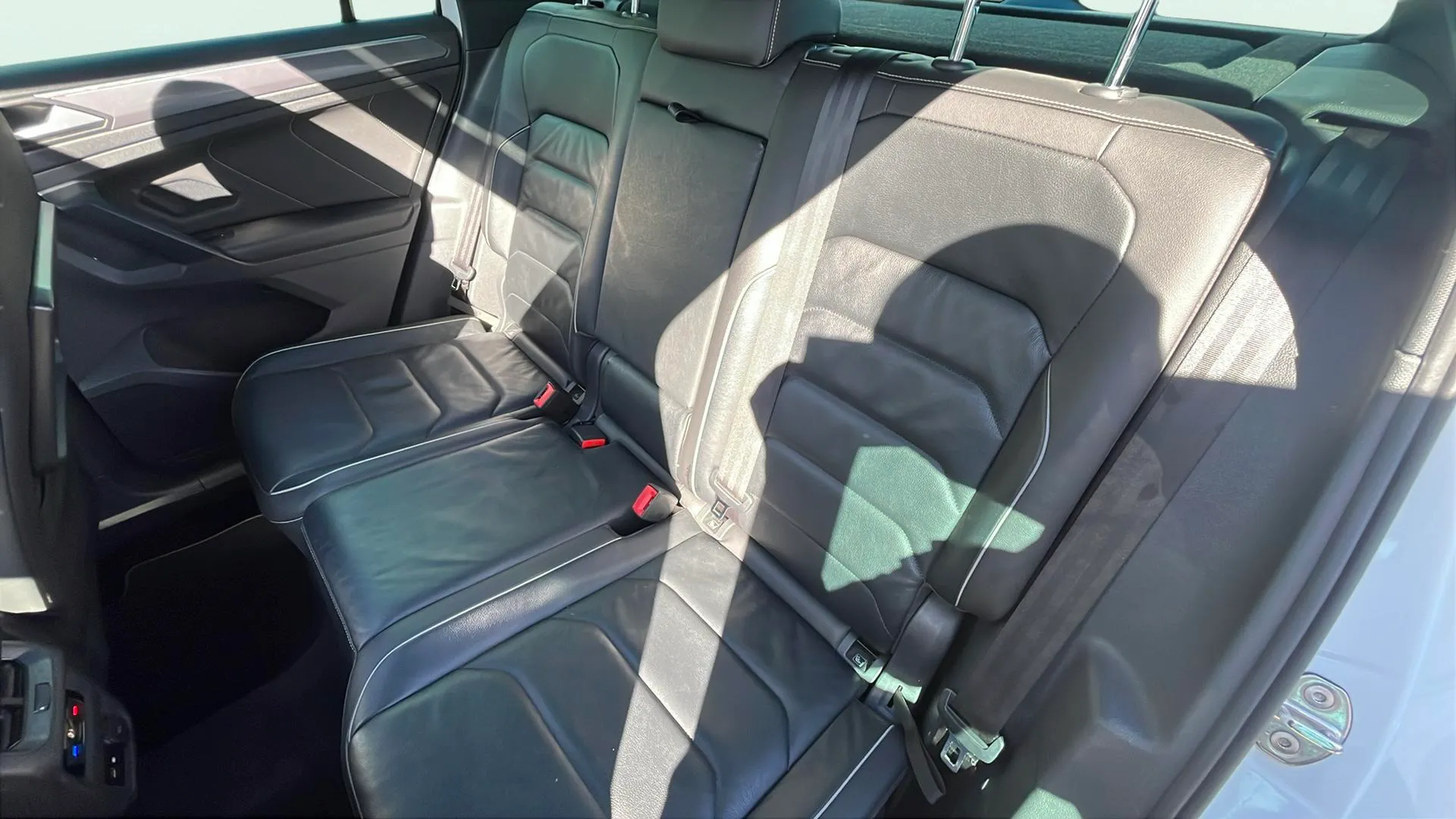 Volkswagen Tiguan Sport 2.0 TDI 4Motion DSG - foto 11